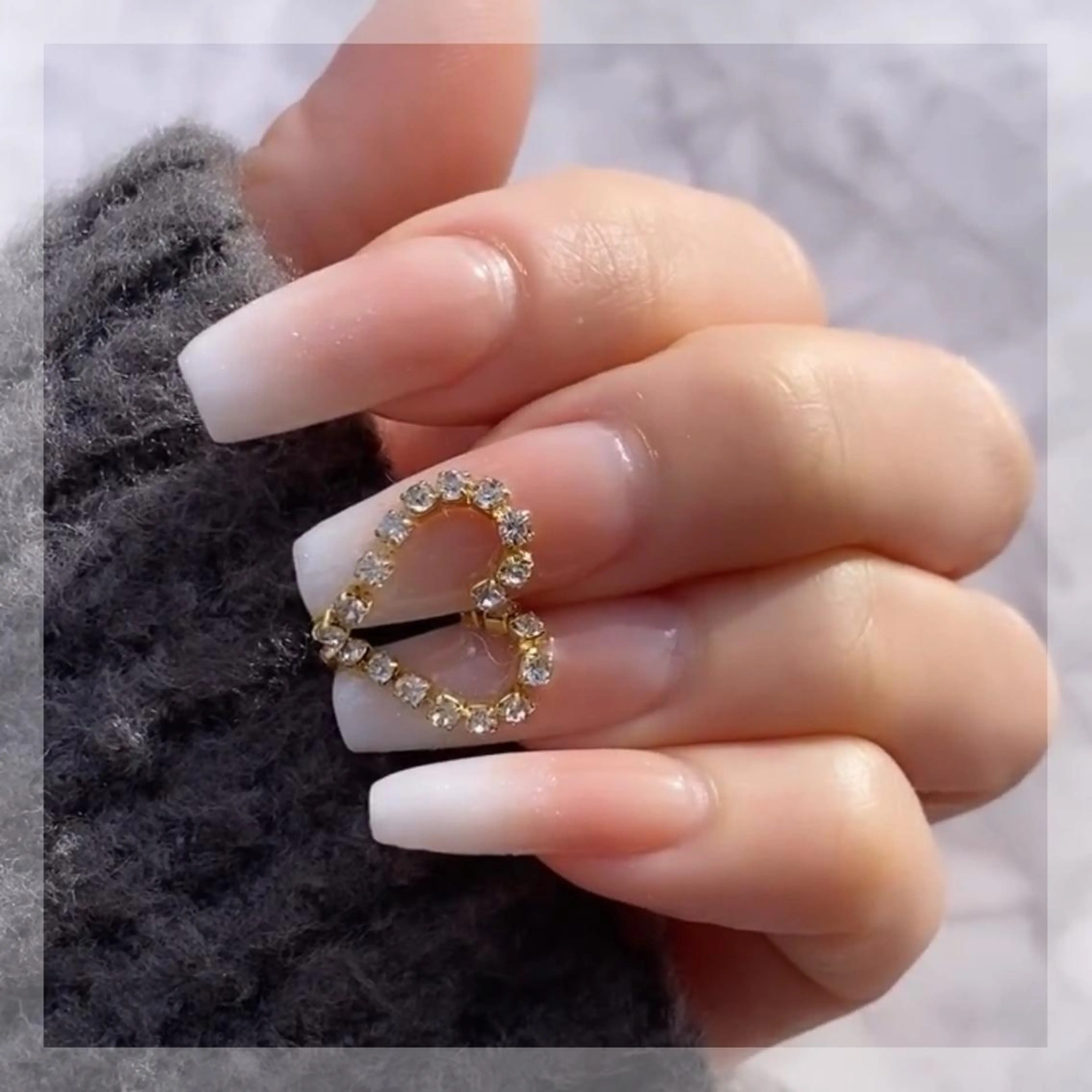 ネイル ハンドネイル akita kazumiのネイルデザイン