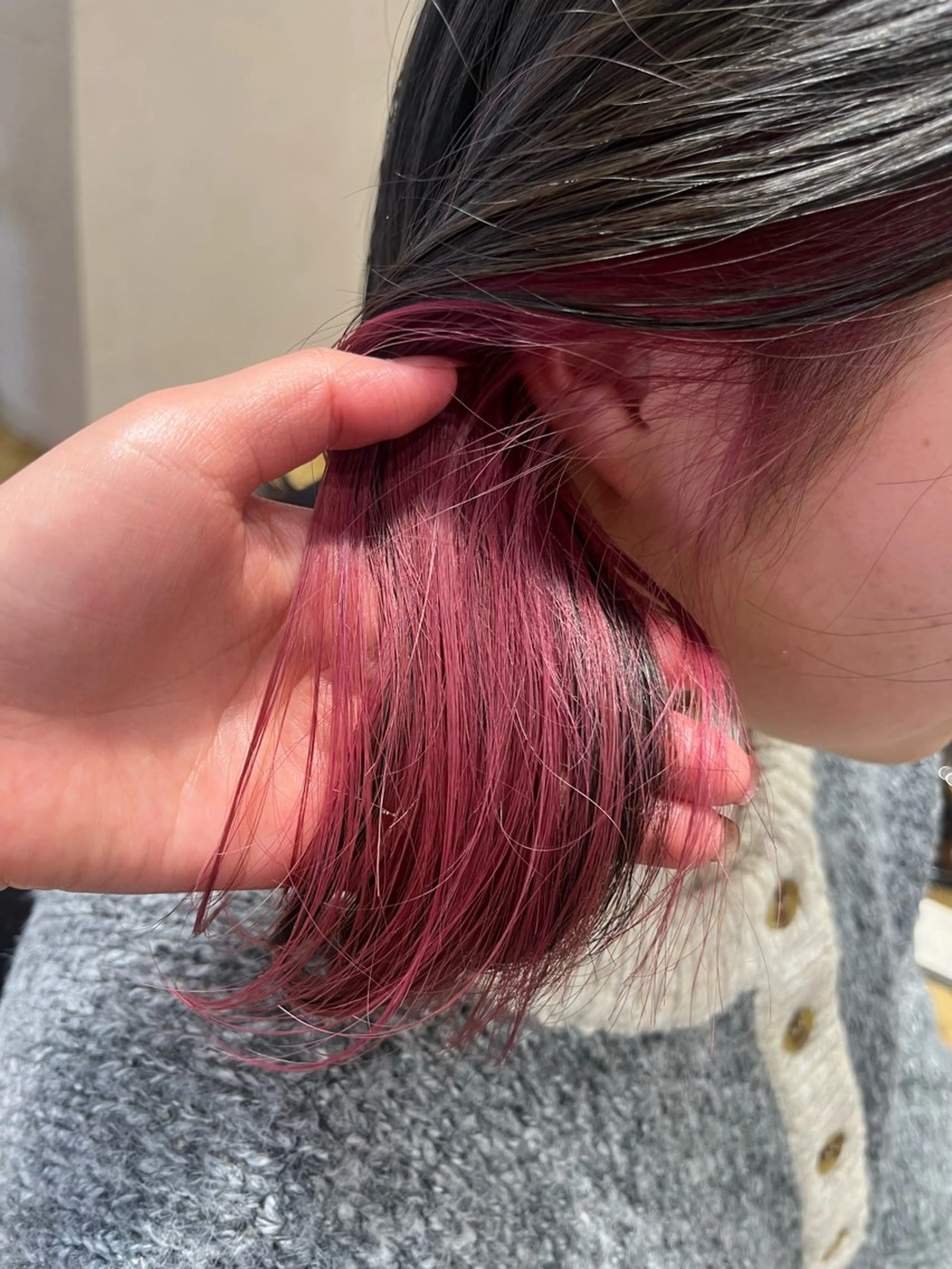 ミディアム カラー 高石 未唯のヘアスタイル