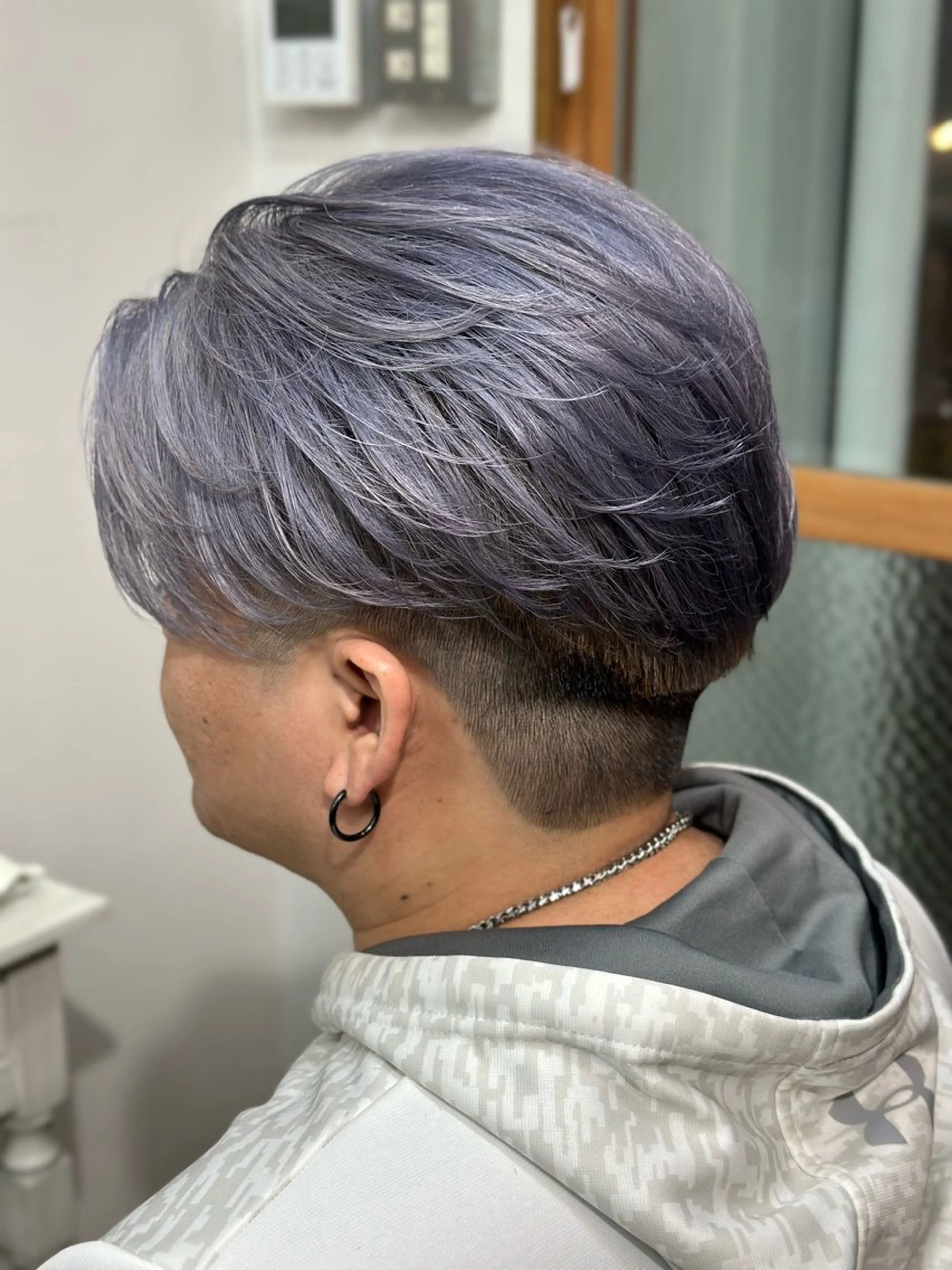 カラー メンズ ブルーカラー シルバー ヘアカラー Snalyメンズ特化 スエハラのヘアスタイル