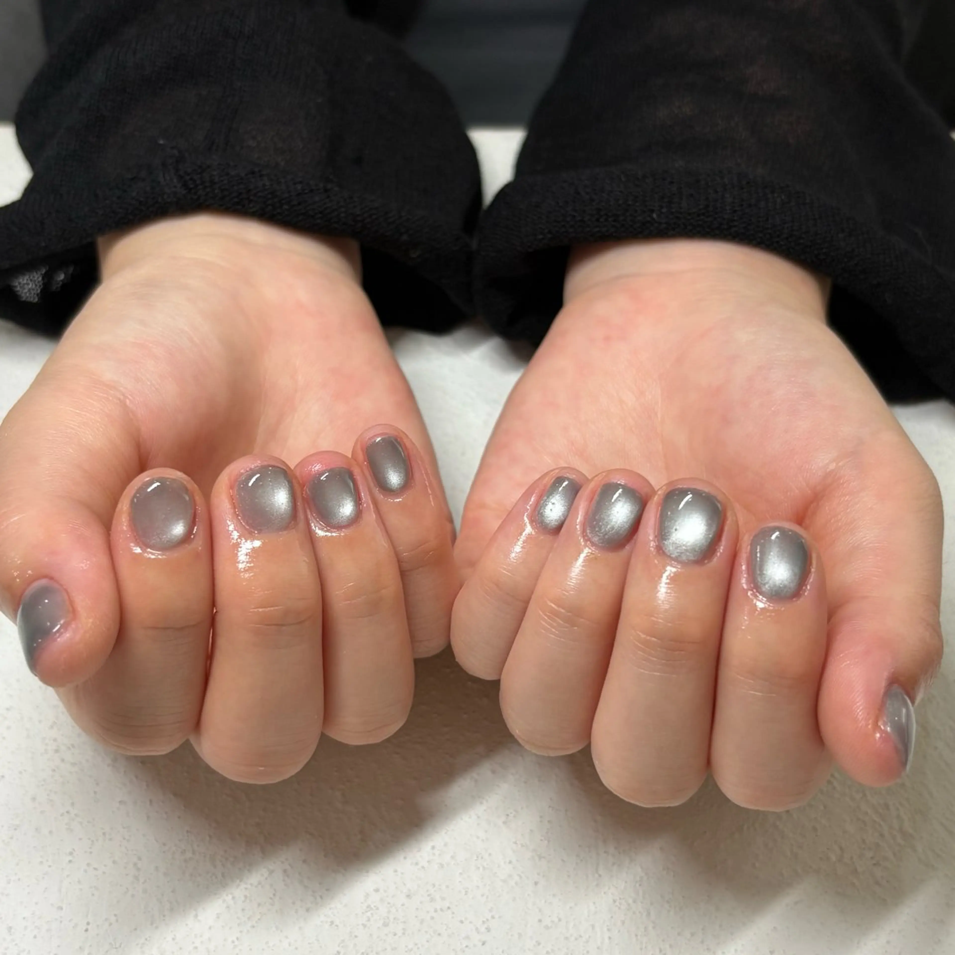 オフ込みマグネット🐰🤍の写真