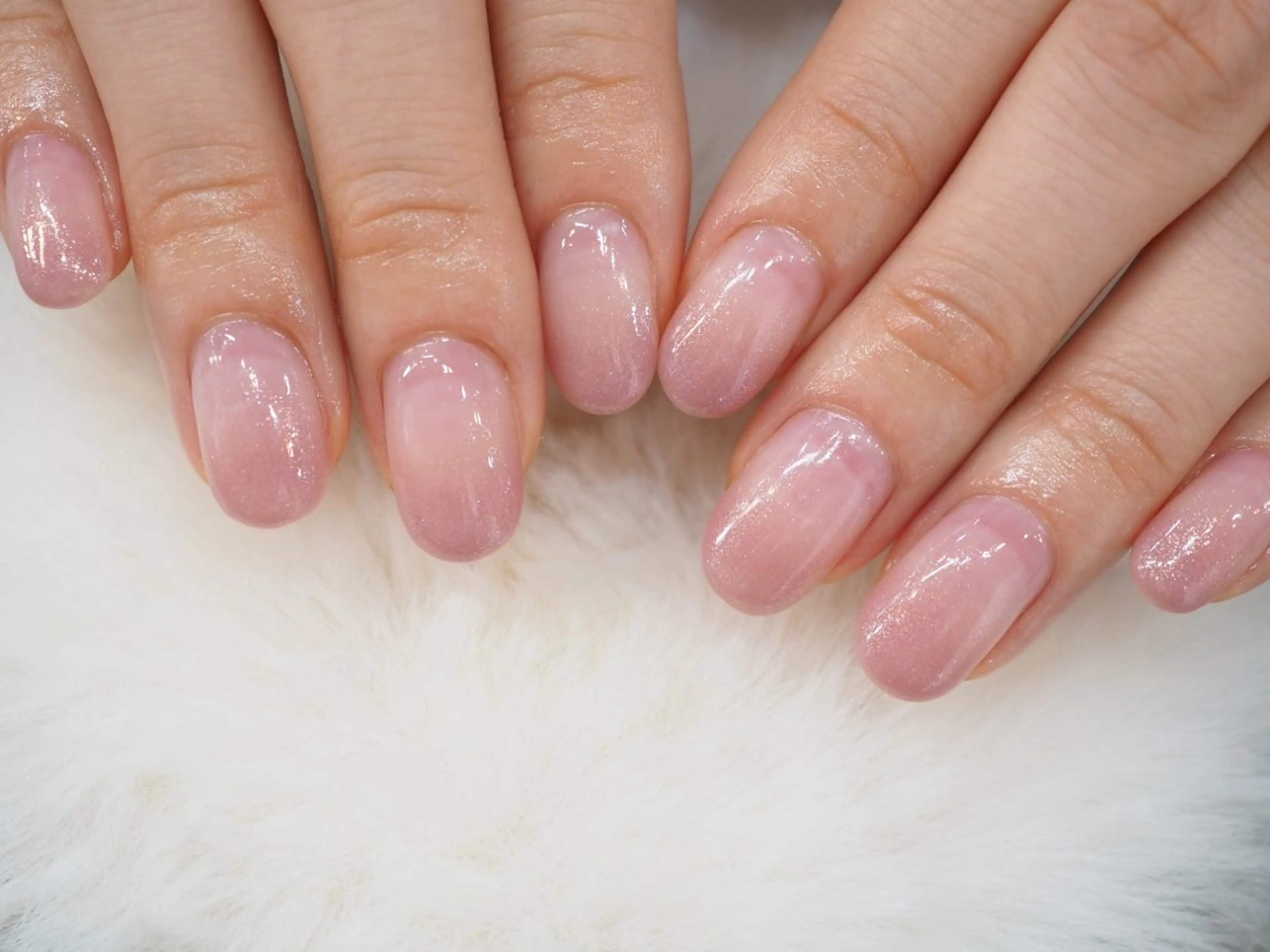 ネイル シンプルネイル glaNje shioriのネイルデザイン