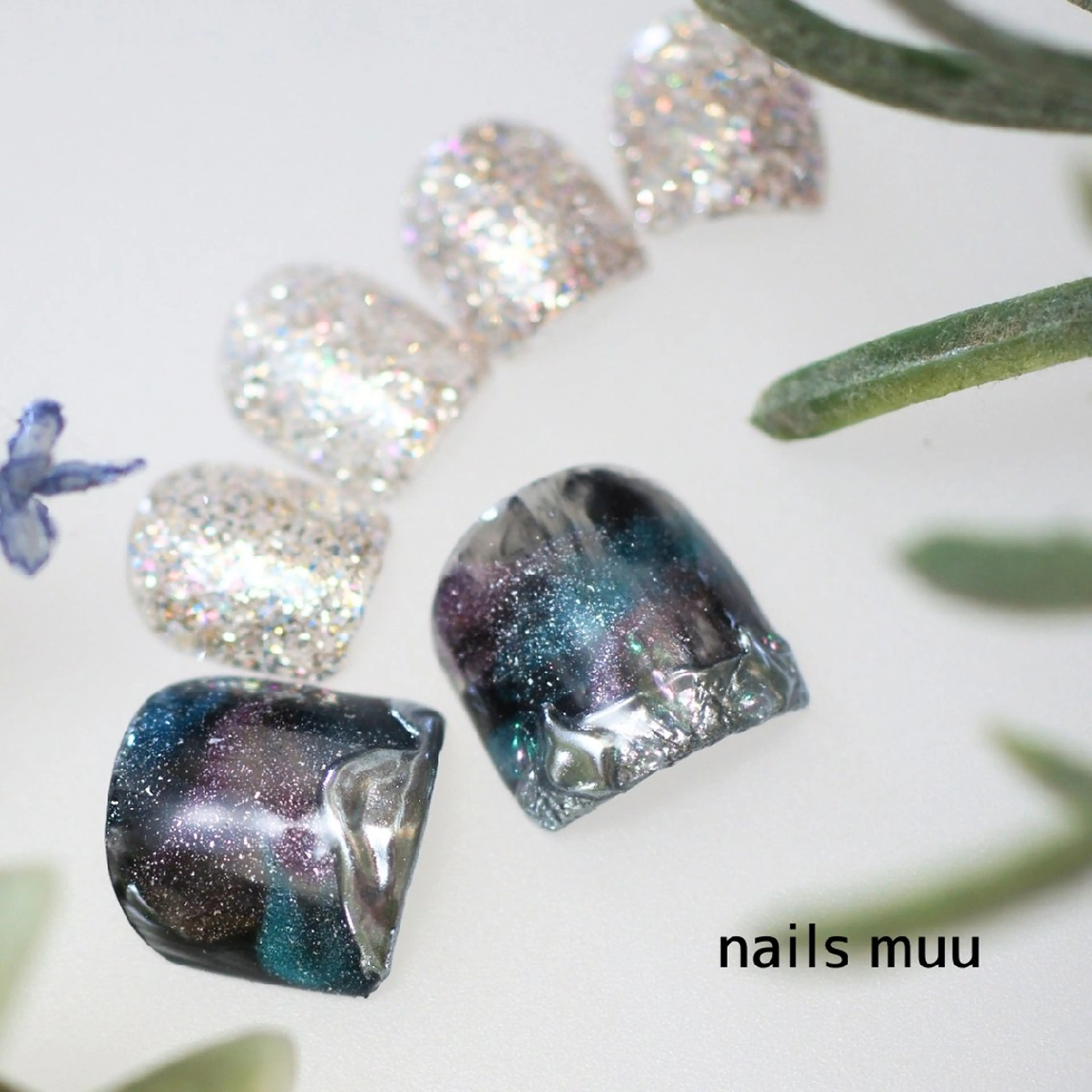 ネイル オーロラネイル フットネイル nails muu まゆのネイルデザイン