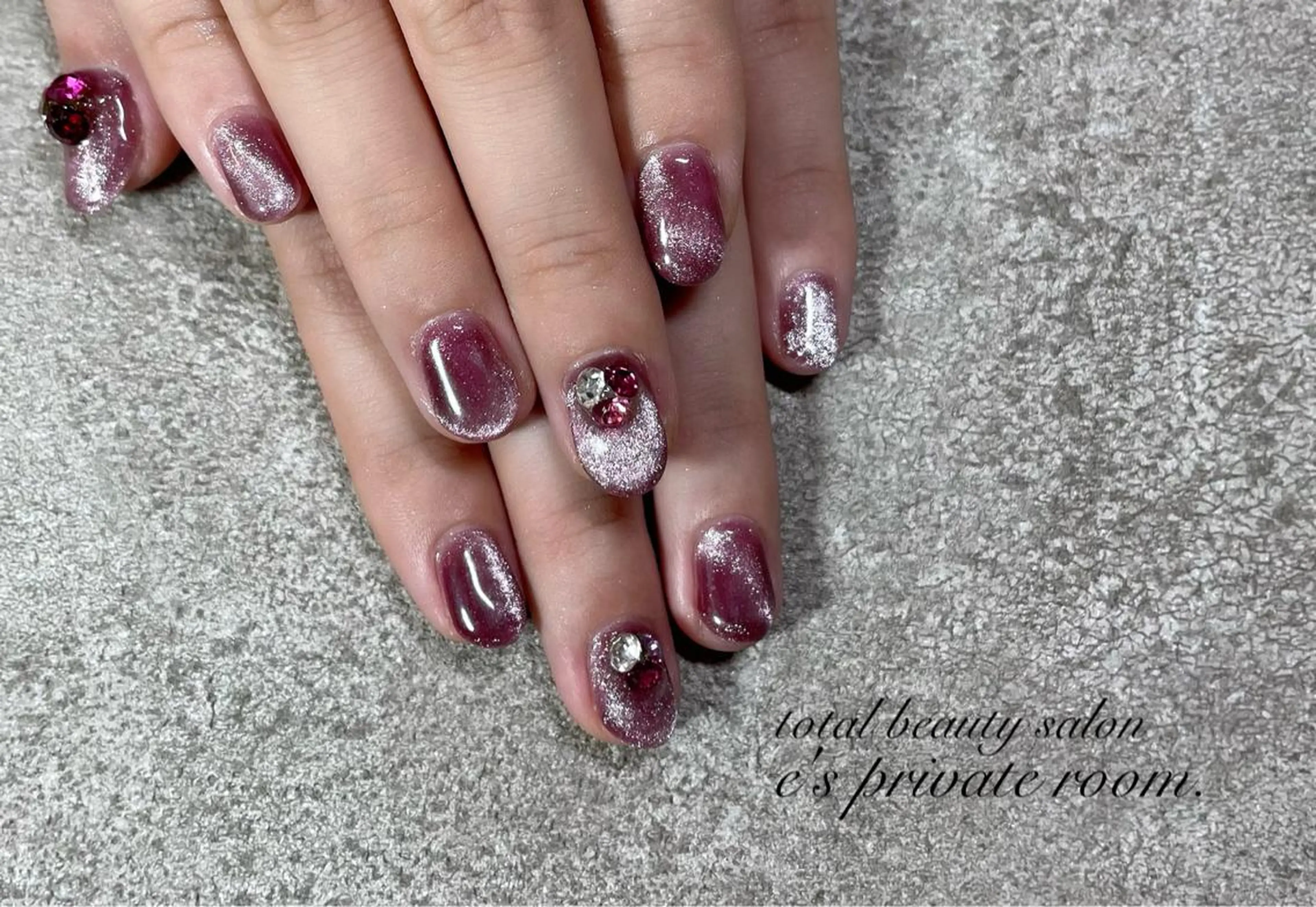 ネイル LAVISH nail salonのネイルデザイン