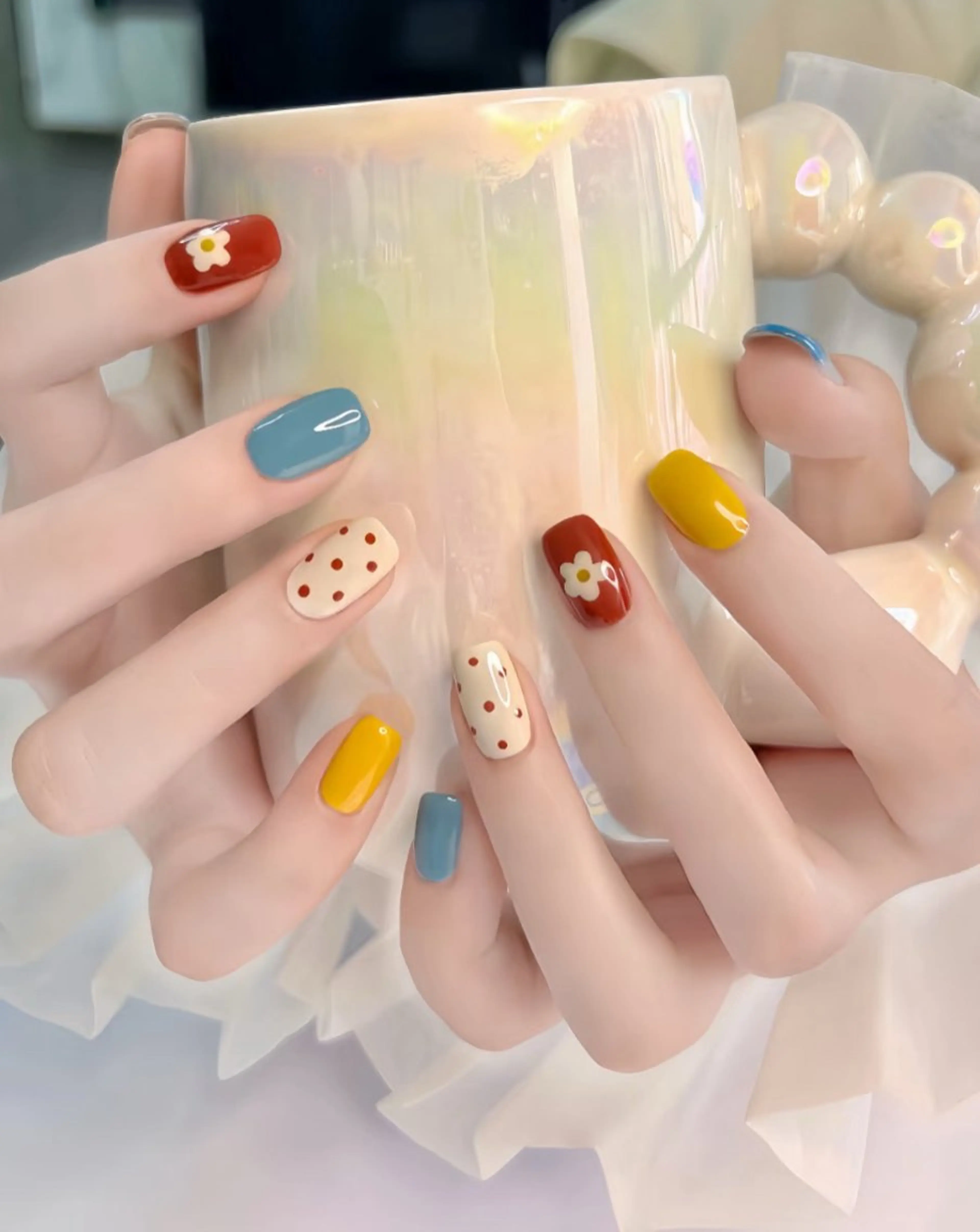 ネイル シンプルネイル liora nail yzのネイルデザイン