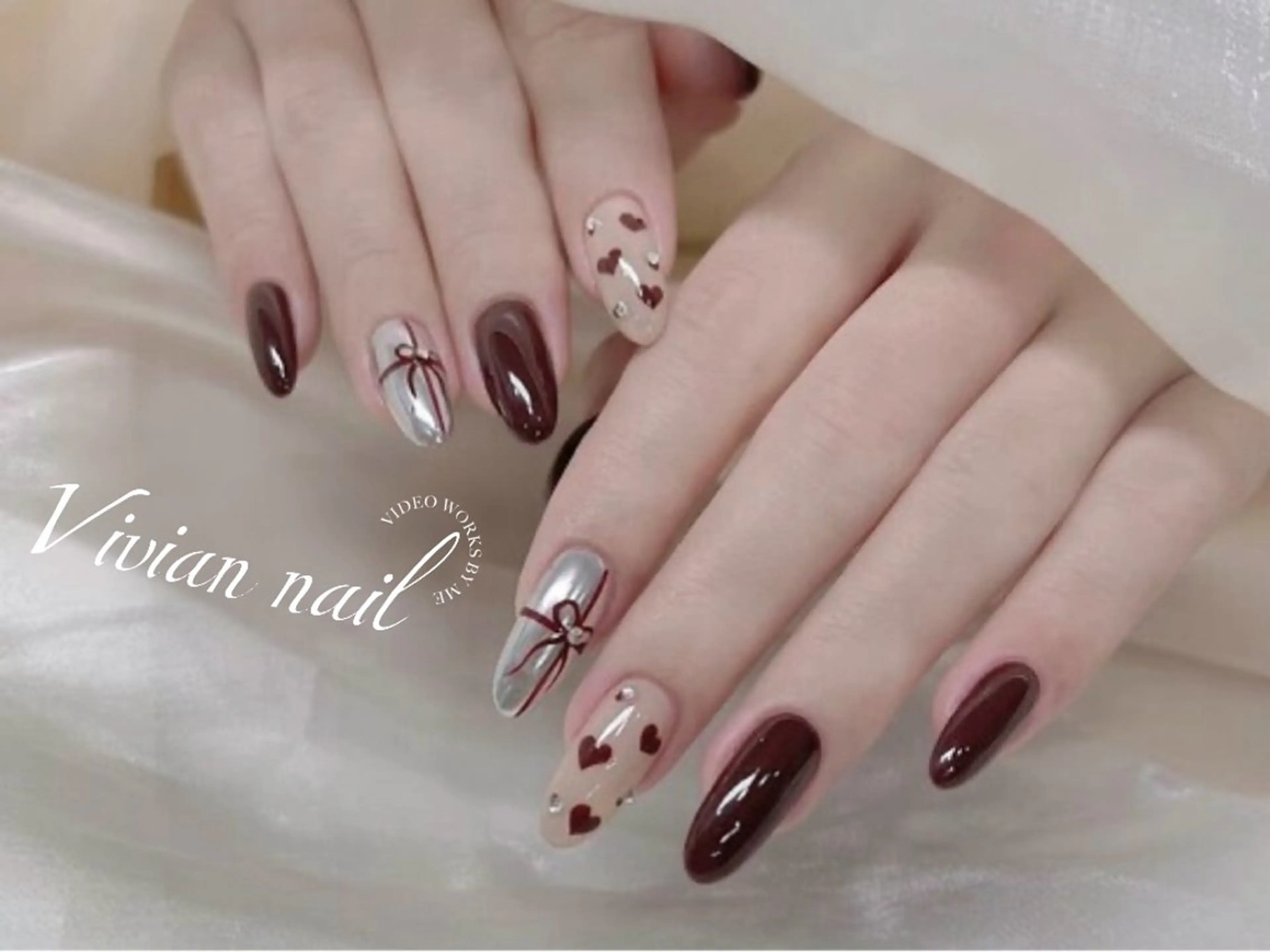 ネイル ハンドネイル リ サのネイルデザイン