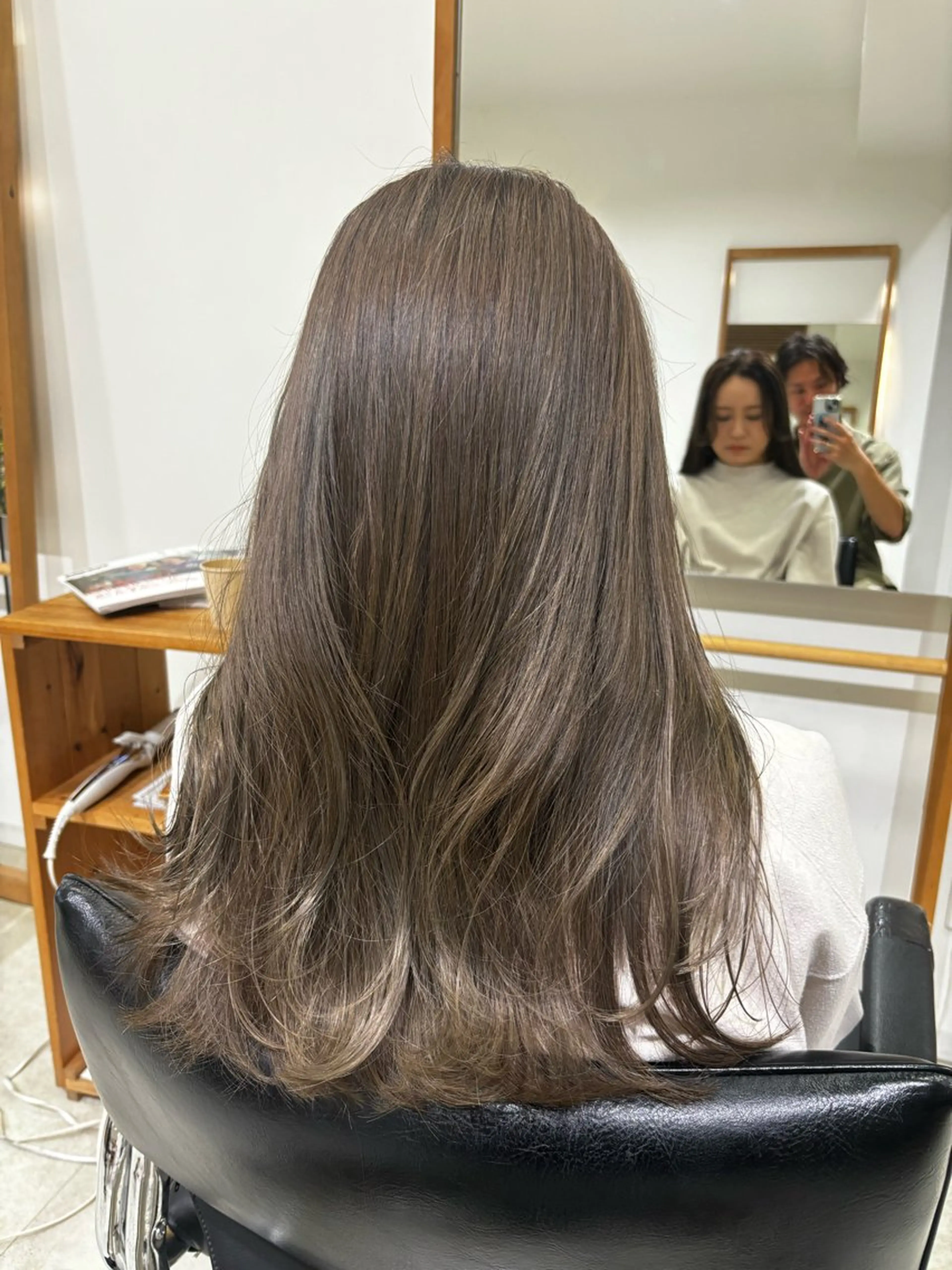 ロング カラー カット ヘアカラー トリートメント hoNua. 栄/透明感カラーのヘアスタイル