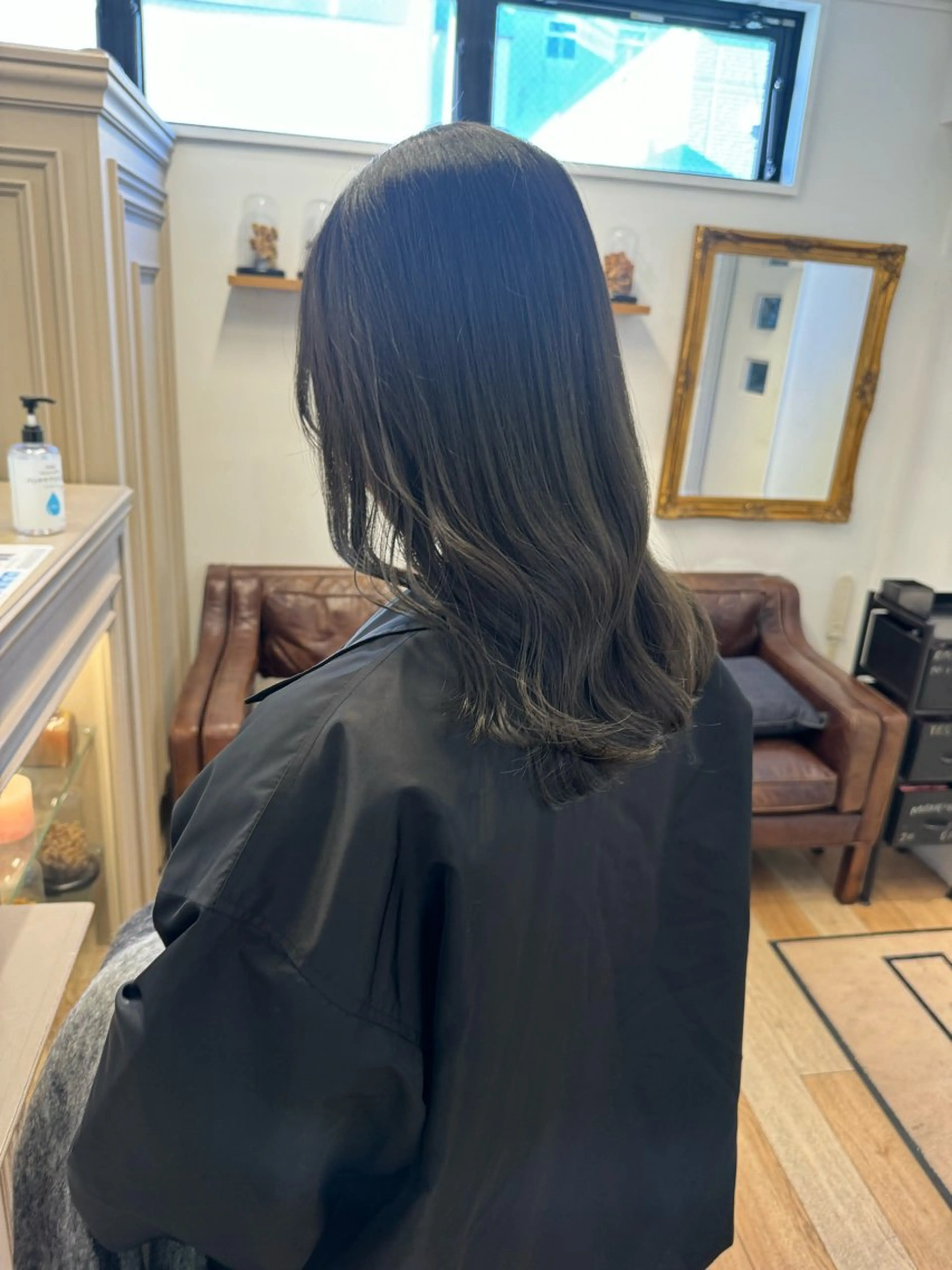 ミディアム カラー ヘアカラー トリートメント Lomalia 🤍🫧/makoのヘアスタイル