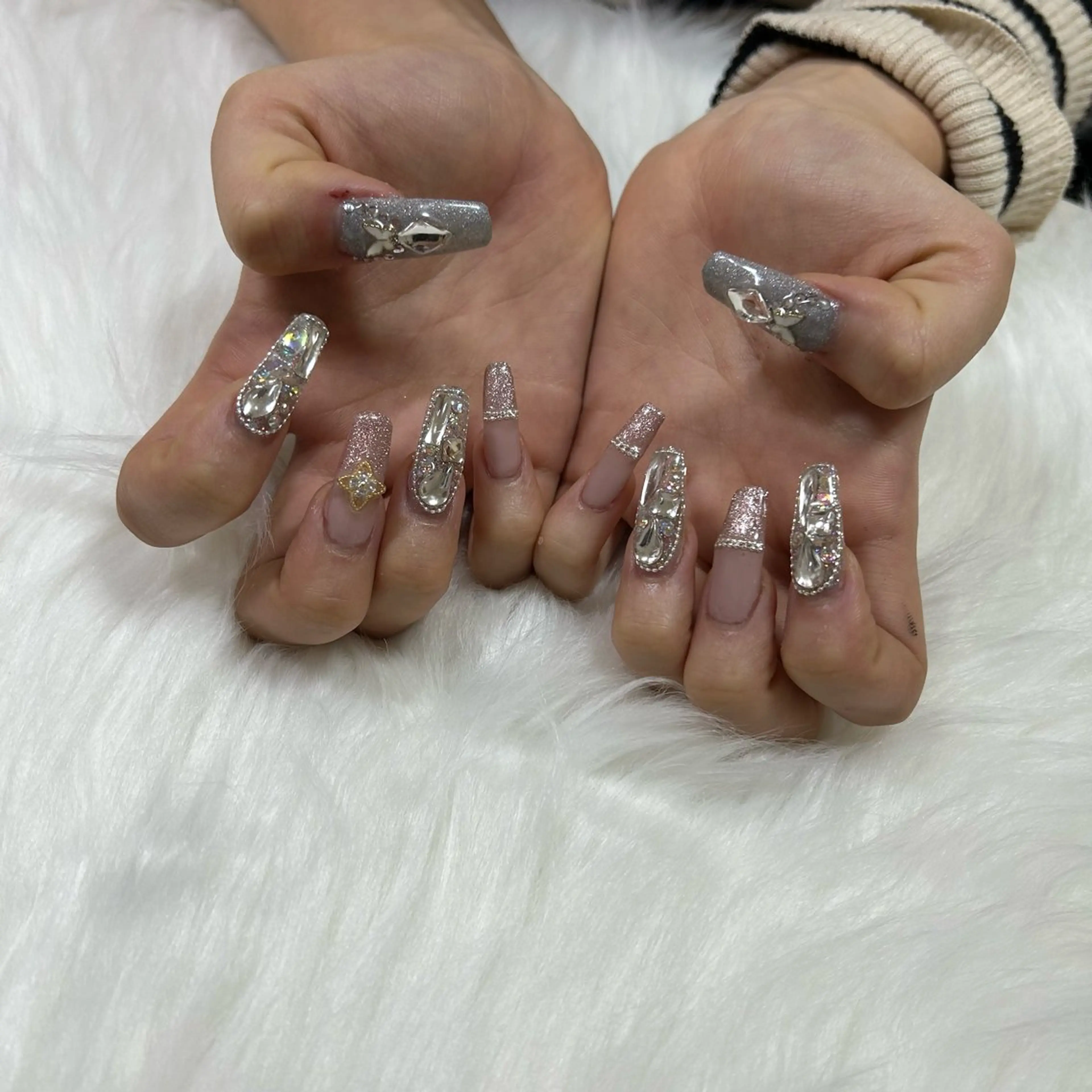 ネイル 【Laule‘a 】のネイルデザイン