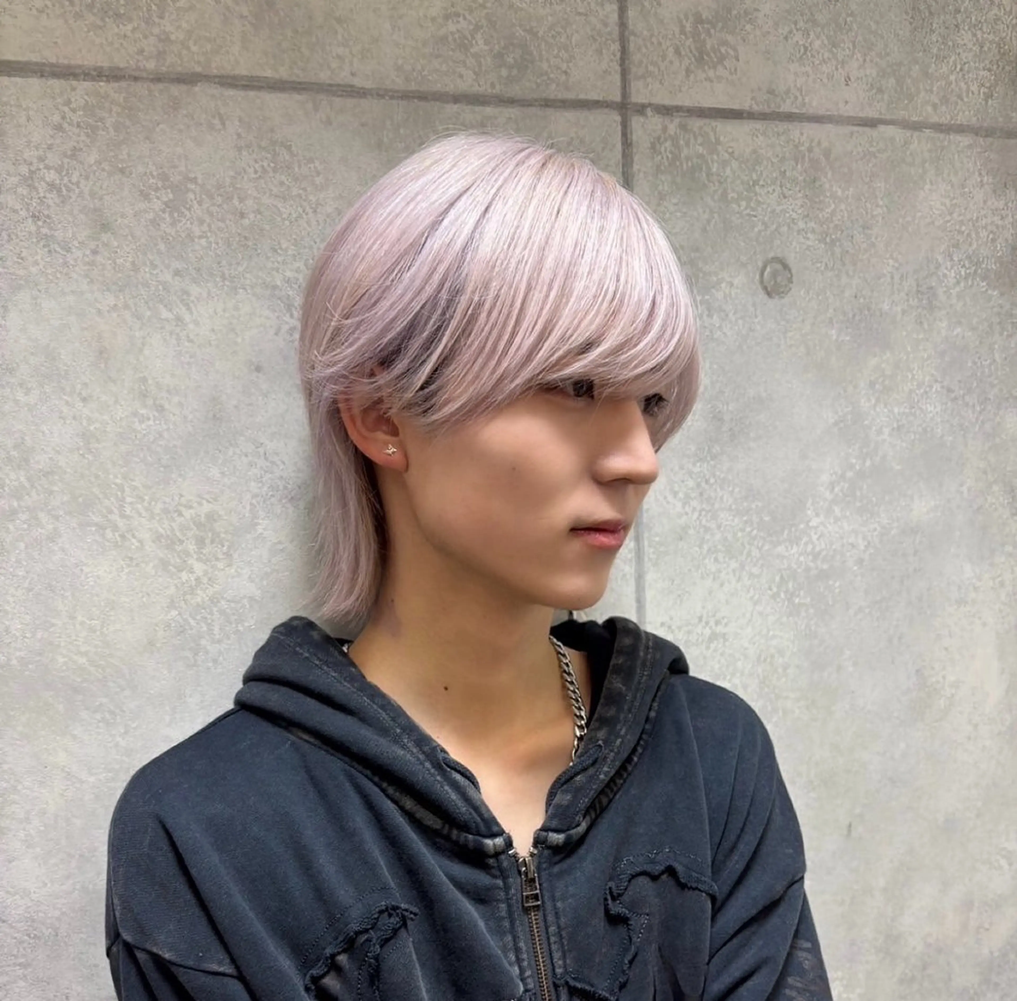 ショート ヘアカラー cope'u FARBE所属・issei 梅田ハイトーン⭐️のヘアスタイル