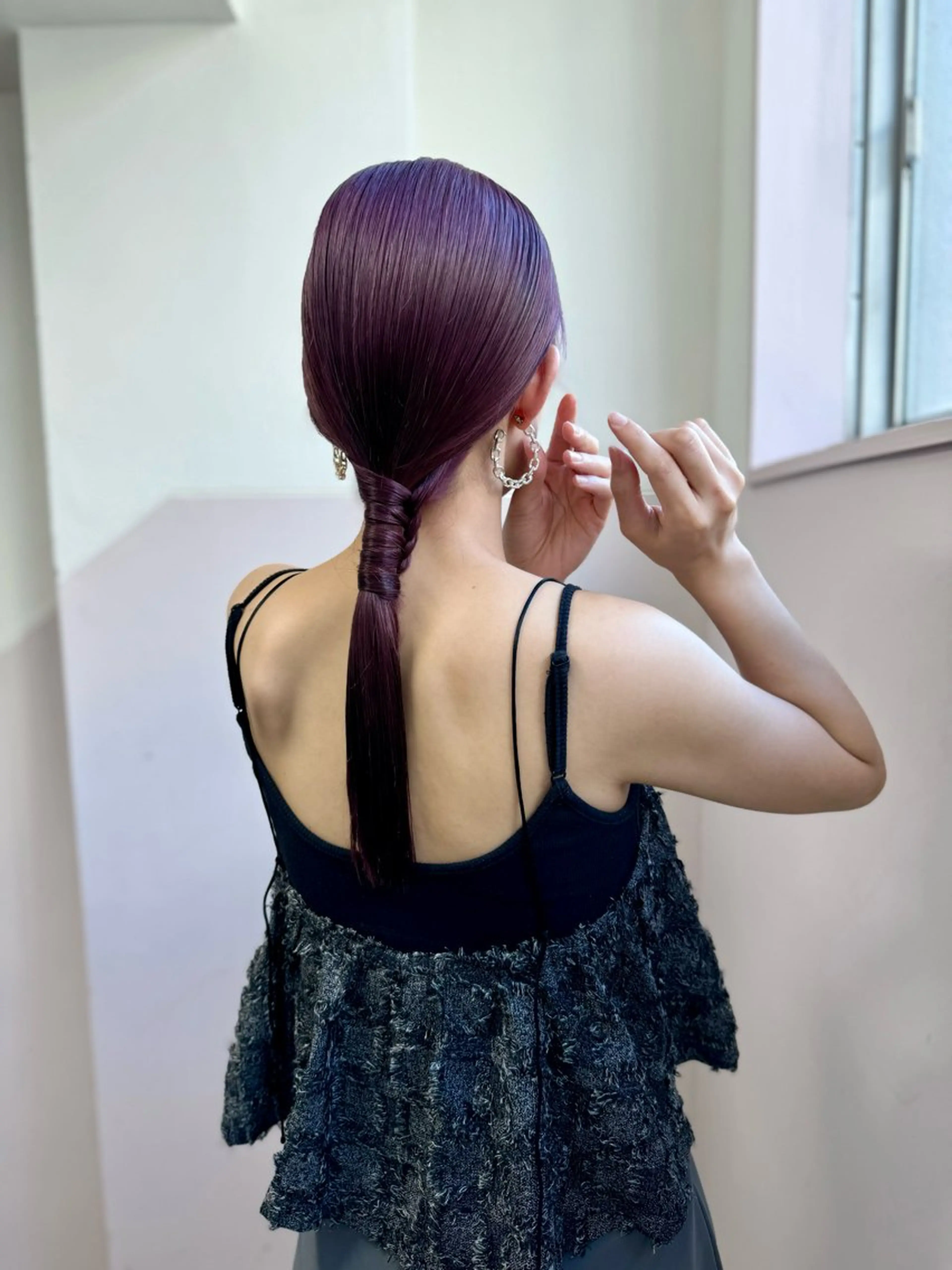 セミロング オカモト ミユウのヘアスタイル