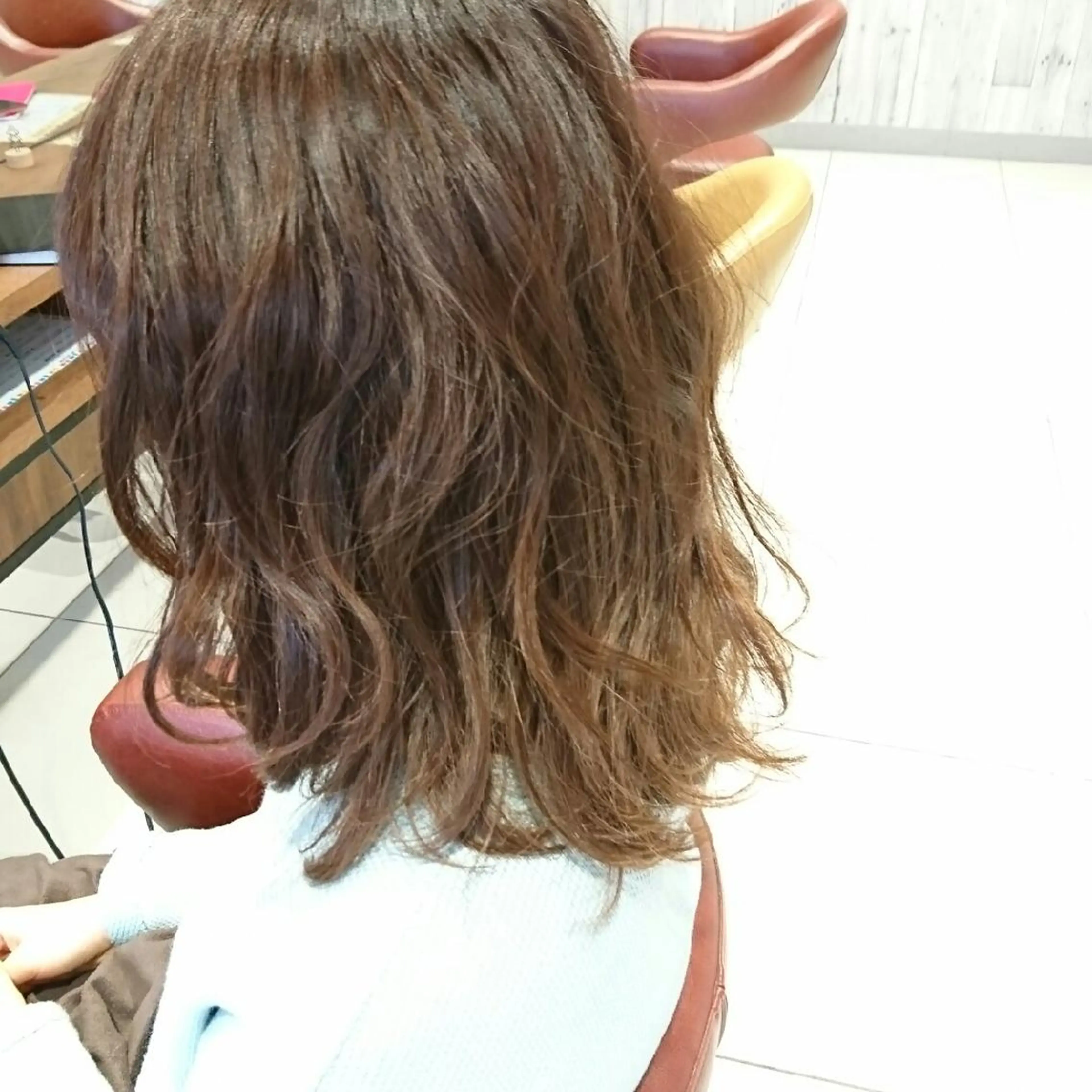 セミロング ヘアアレンジ カラー EARTH所沢店長 髪質改善 岡本 勇人のヘアスタイル