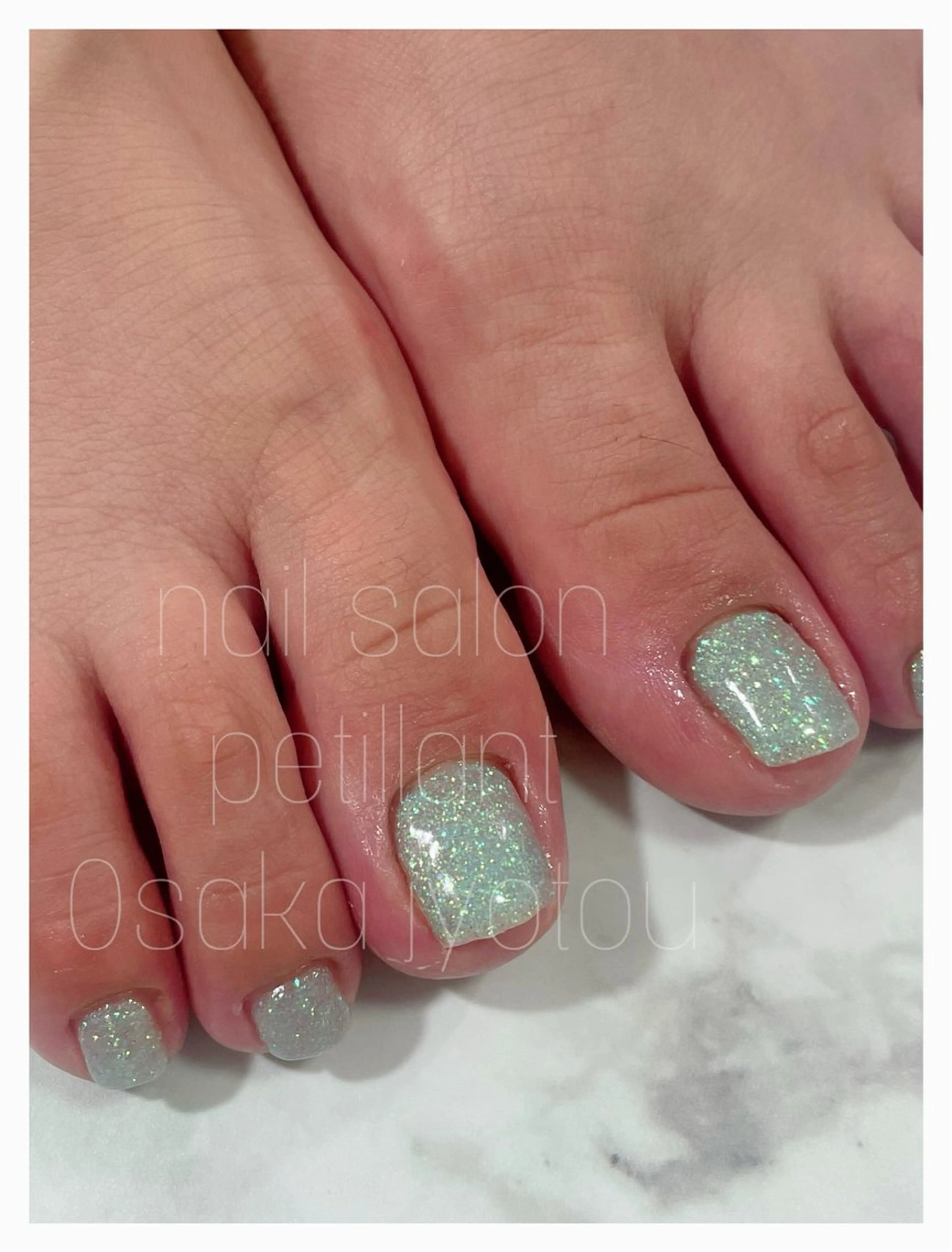 ネイル キラキラネイル ラメ(グリッター) フットネイル nail salon petillantのネイルデザイン