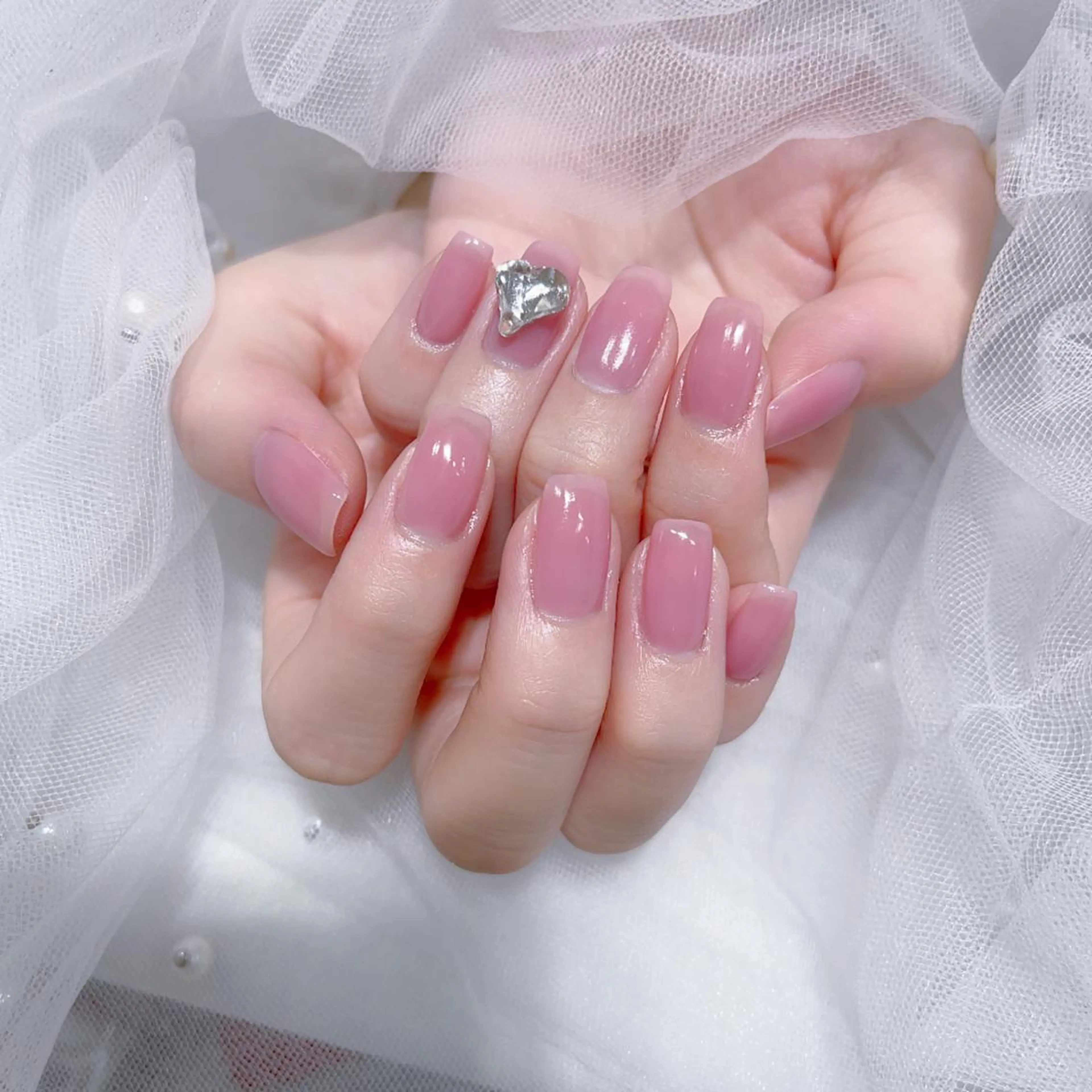 ネイル ハンドネイル Queens ciciのネイルデザイン