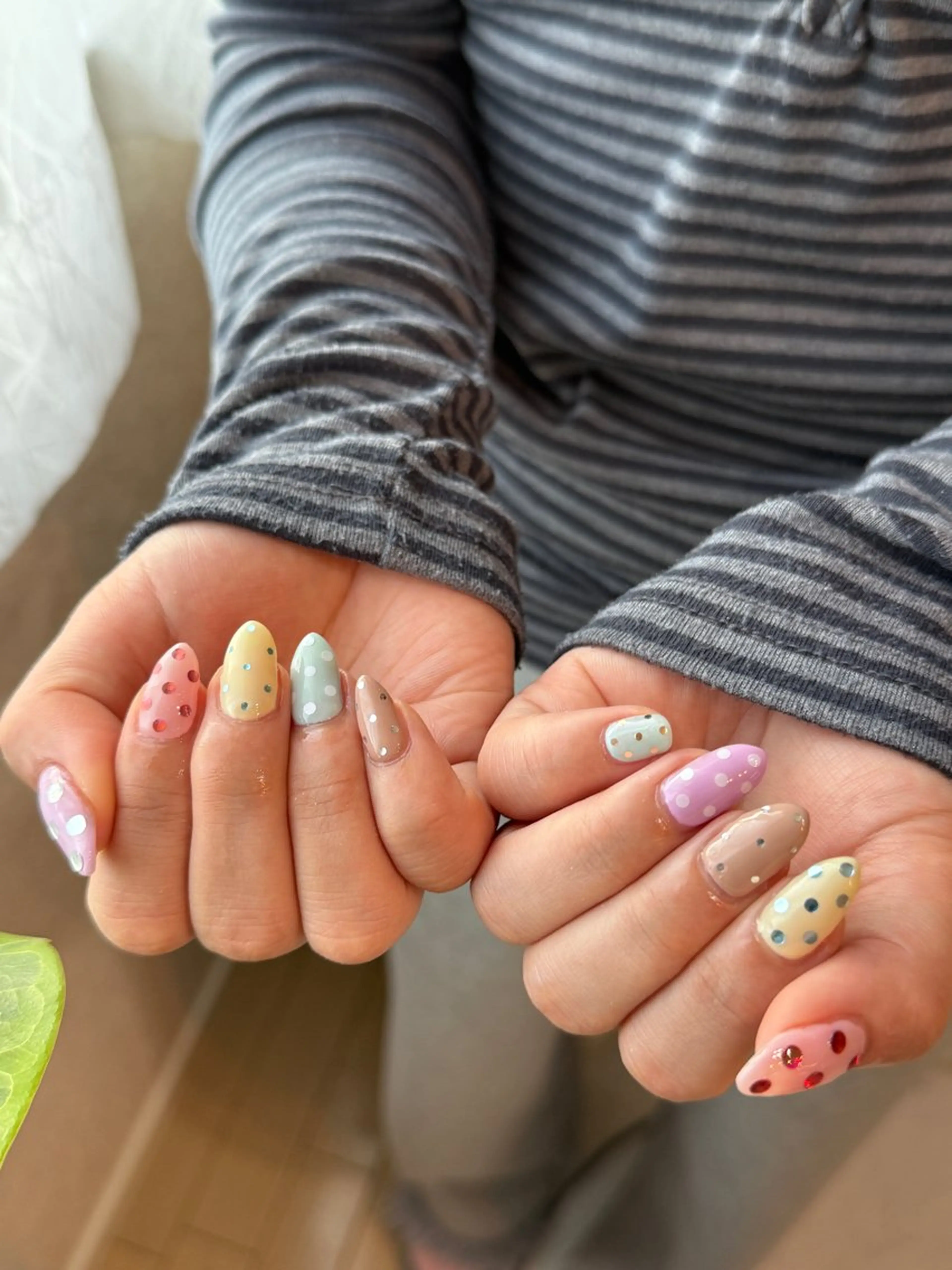 ネイル ドット ハンドネイル ayaka naruのネイルデザイン