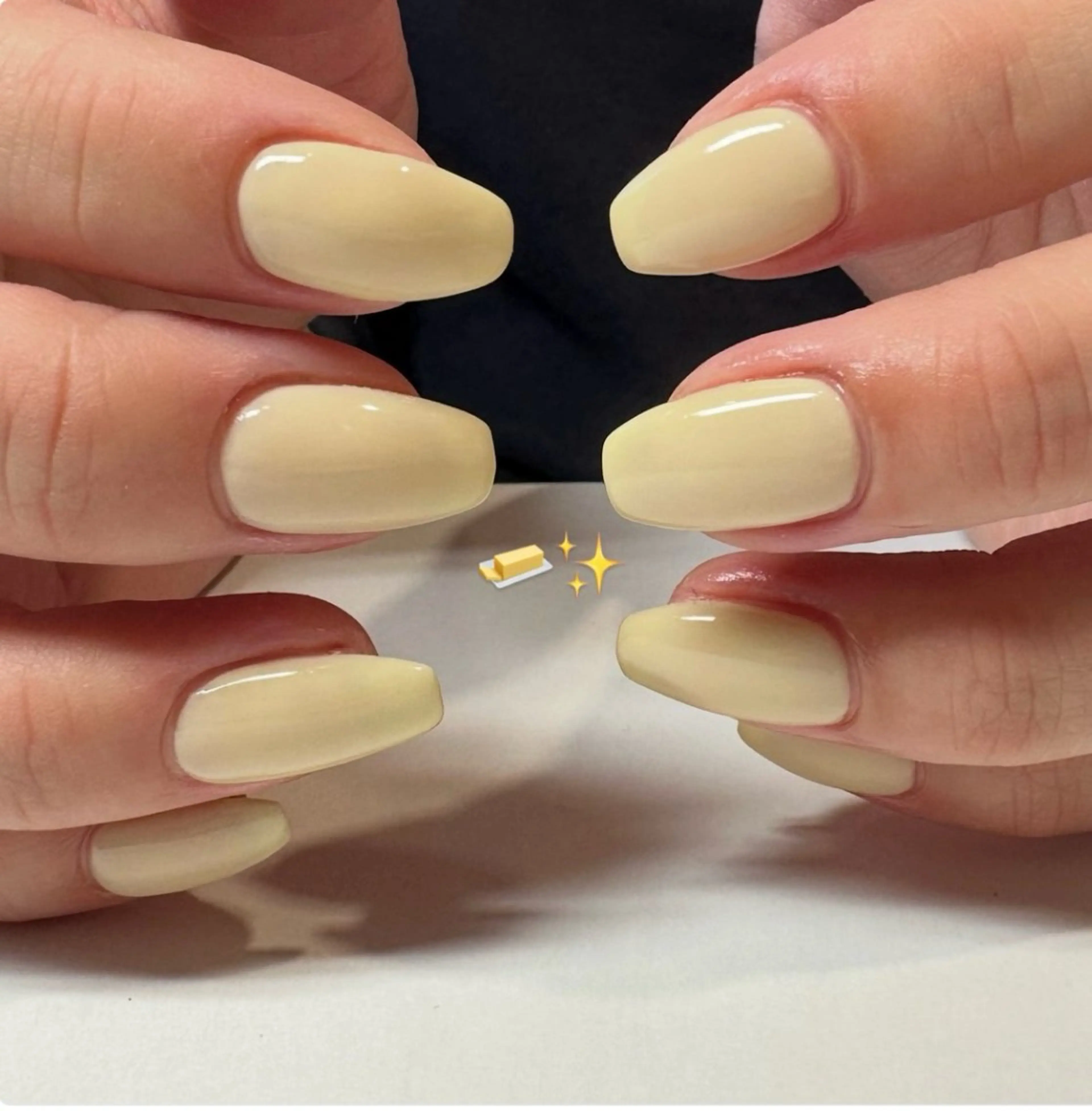 ネイル ハンドネイル 佐藤 穂乃香のネイルデザイン