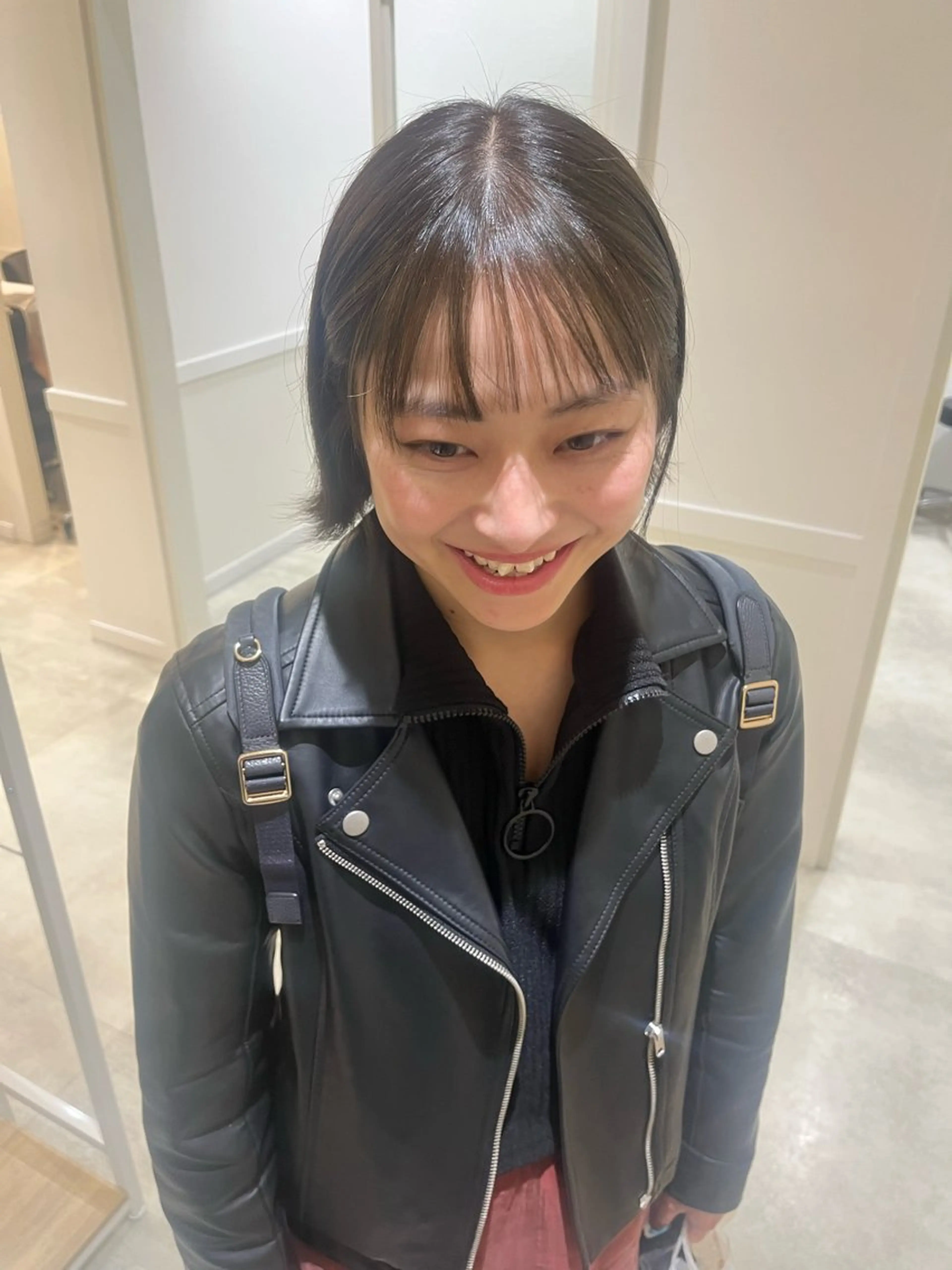 ショート カラー ブリーチ 透明感カラー ブリーチなしカラー 髪質改善 トリートメント 【ただの天才 🎨】のヘアスタイル