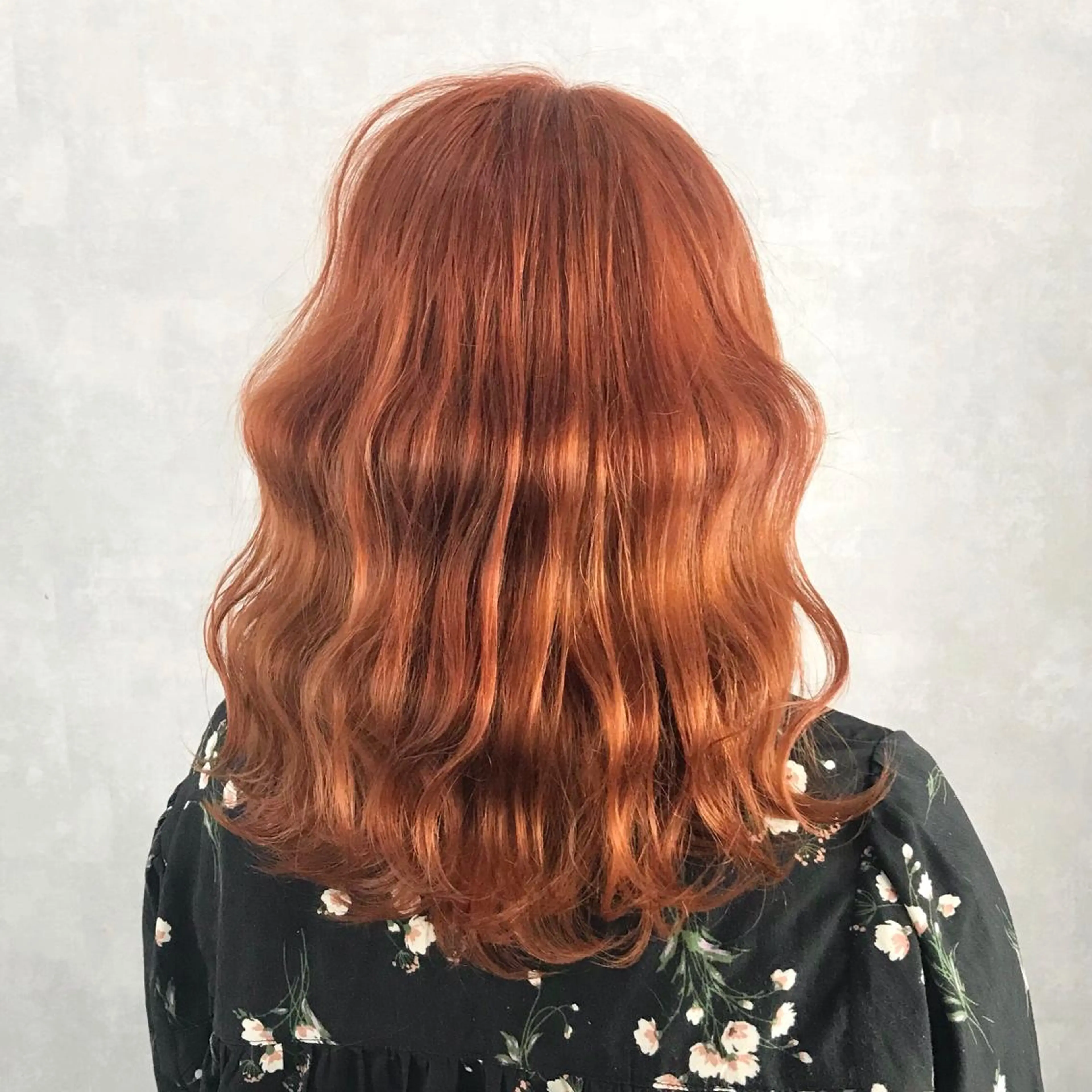 ロング カラー ベージュカラー ブリーチ オレンジ オレンジベージュ K-POP好き美容師 🇰🇷Kai.Yのヘアスタイル