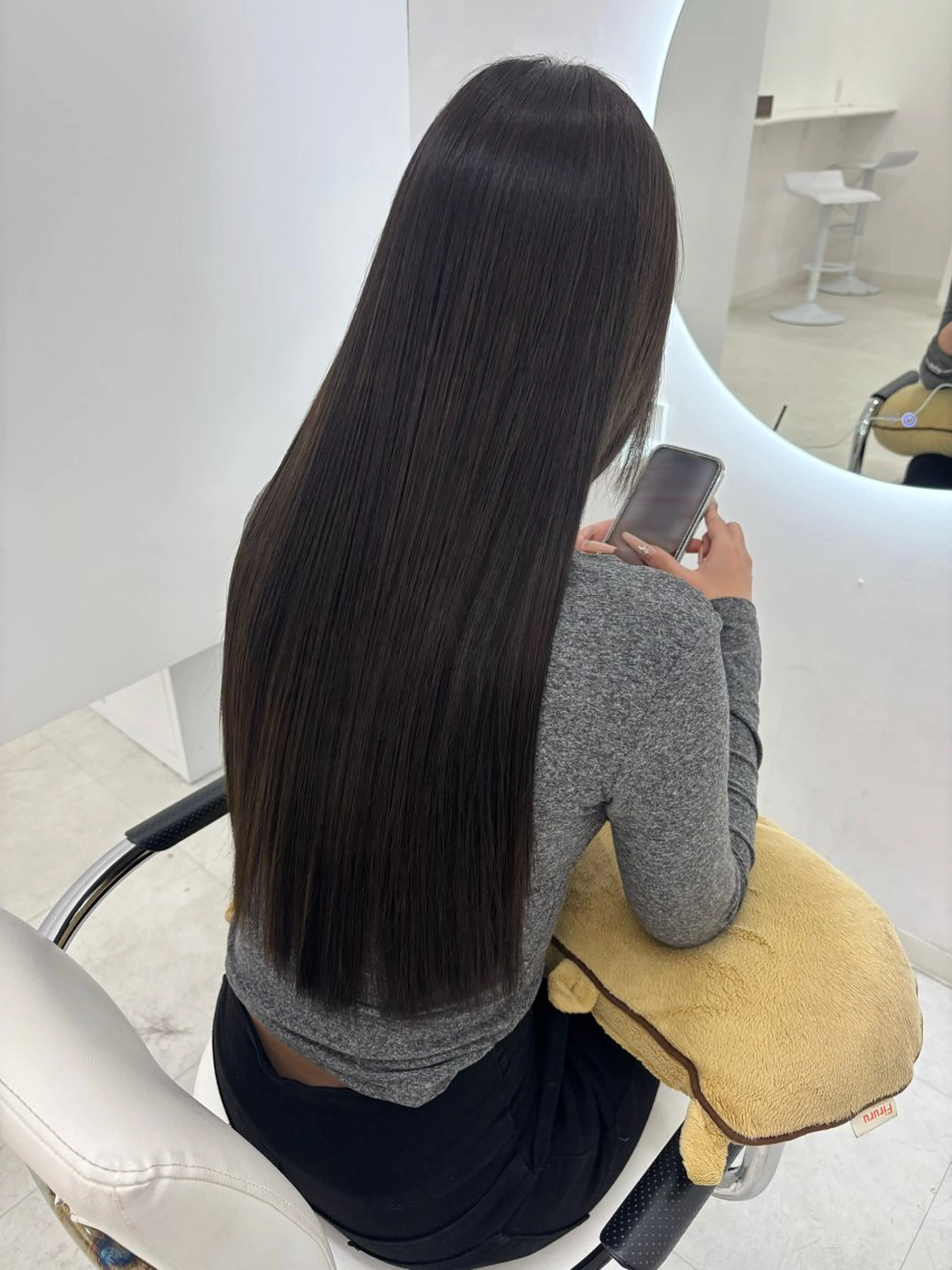 ロング カラー 【aini天王寺】 𝐚𝐢𝐫𝐢✂︎のヘアスタイル