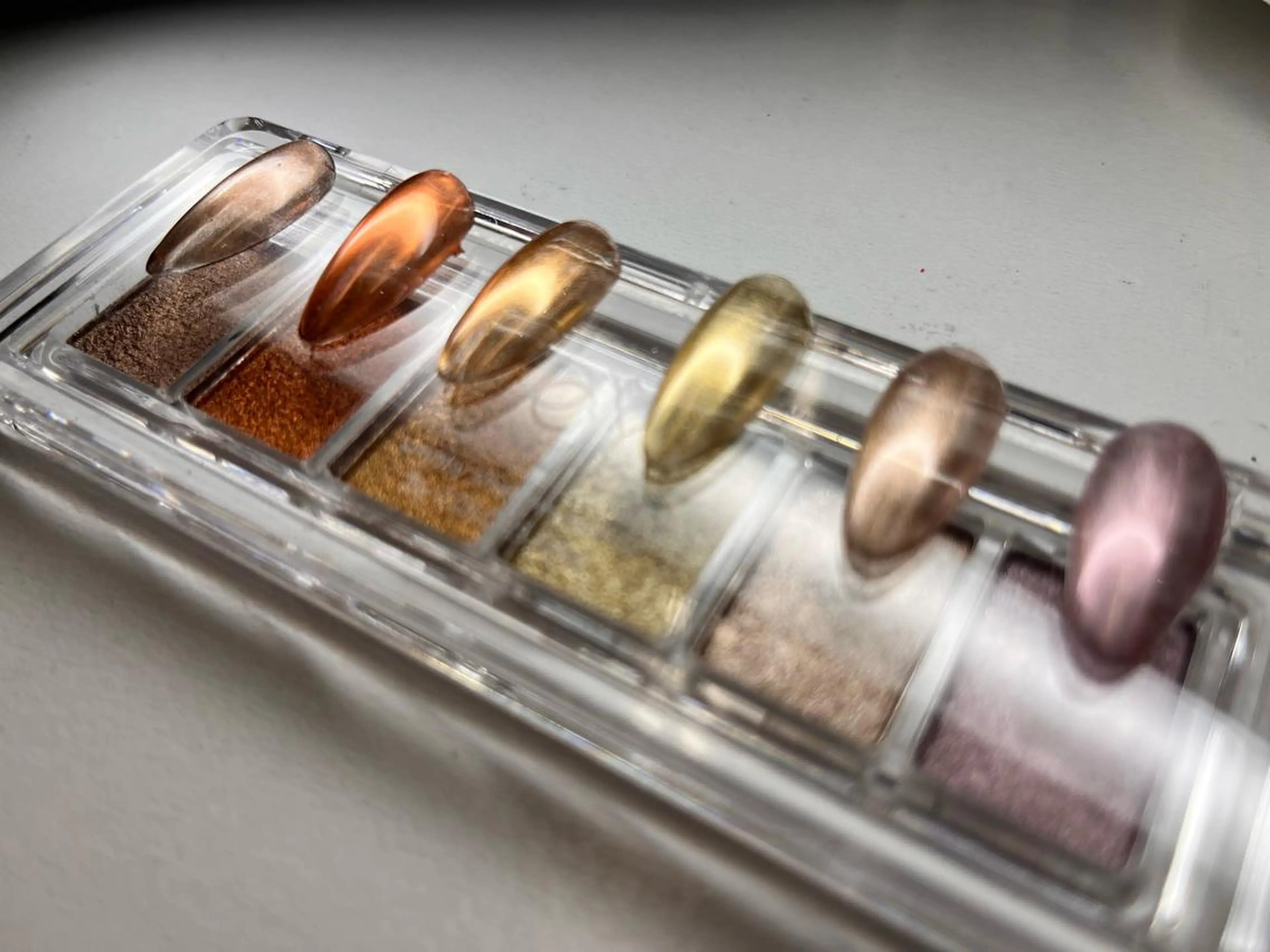 セミロング ネイル ミラーネイル ニュアンスネイル RIONnail Yurikaのネイルデザイン