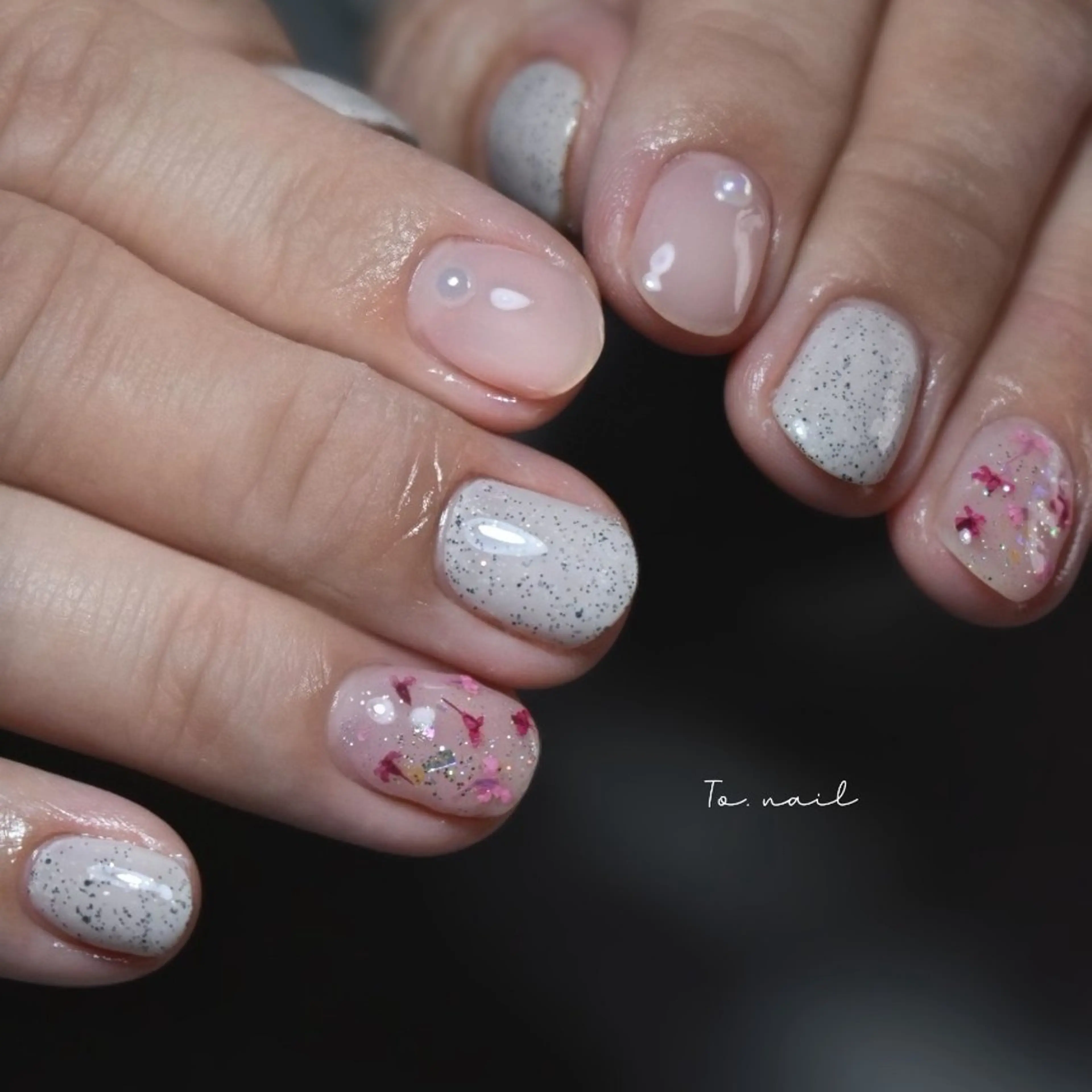 ネイル ハンドネイル To. nail （トゥ ネイル）のネイルデザイン