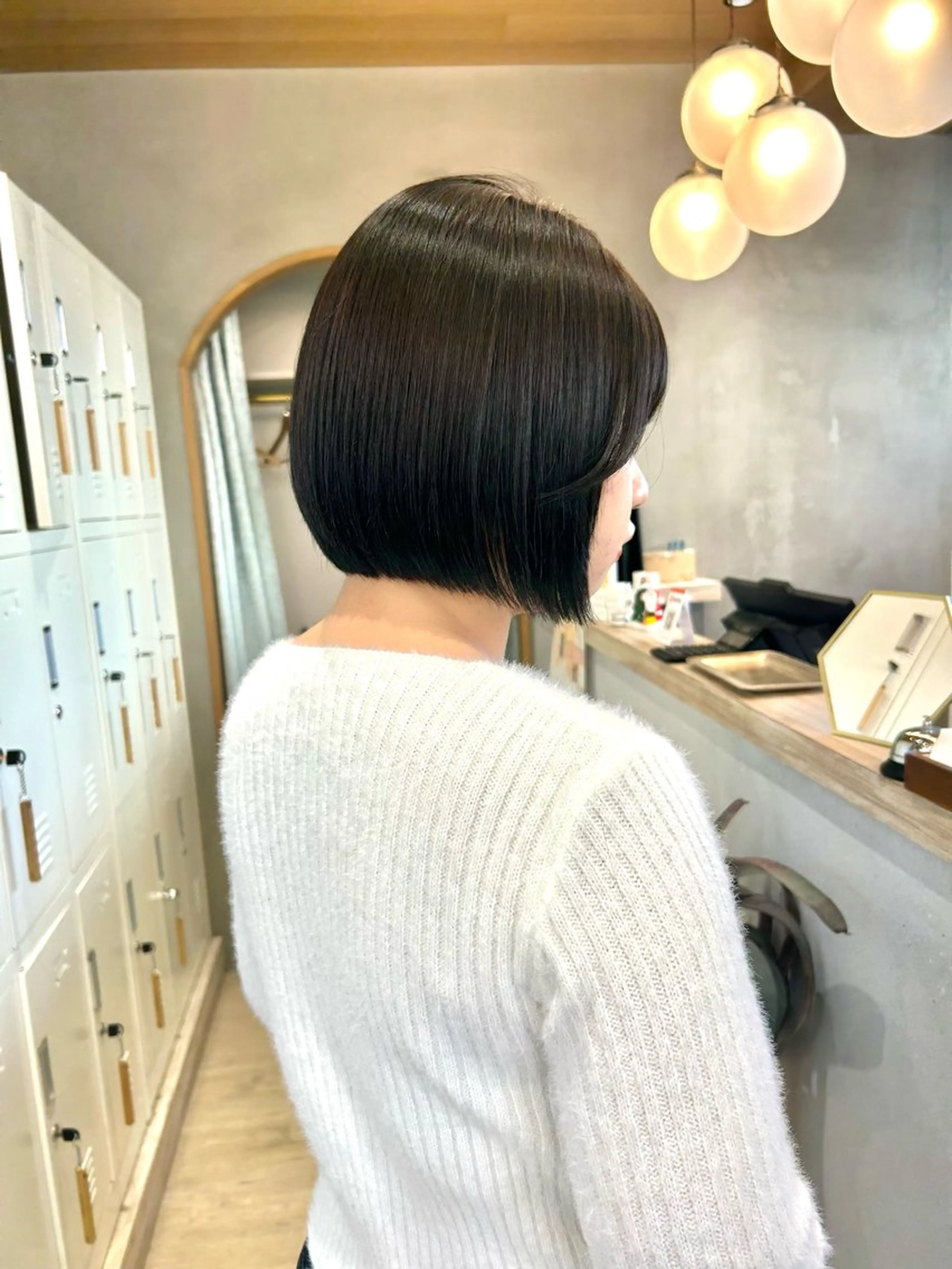 ミディアム カット ヘアカラー トリートメント 🩵縮毛矯正/ブリー チ/髪質改善/いつかのヘアスタイル