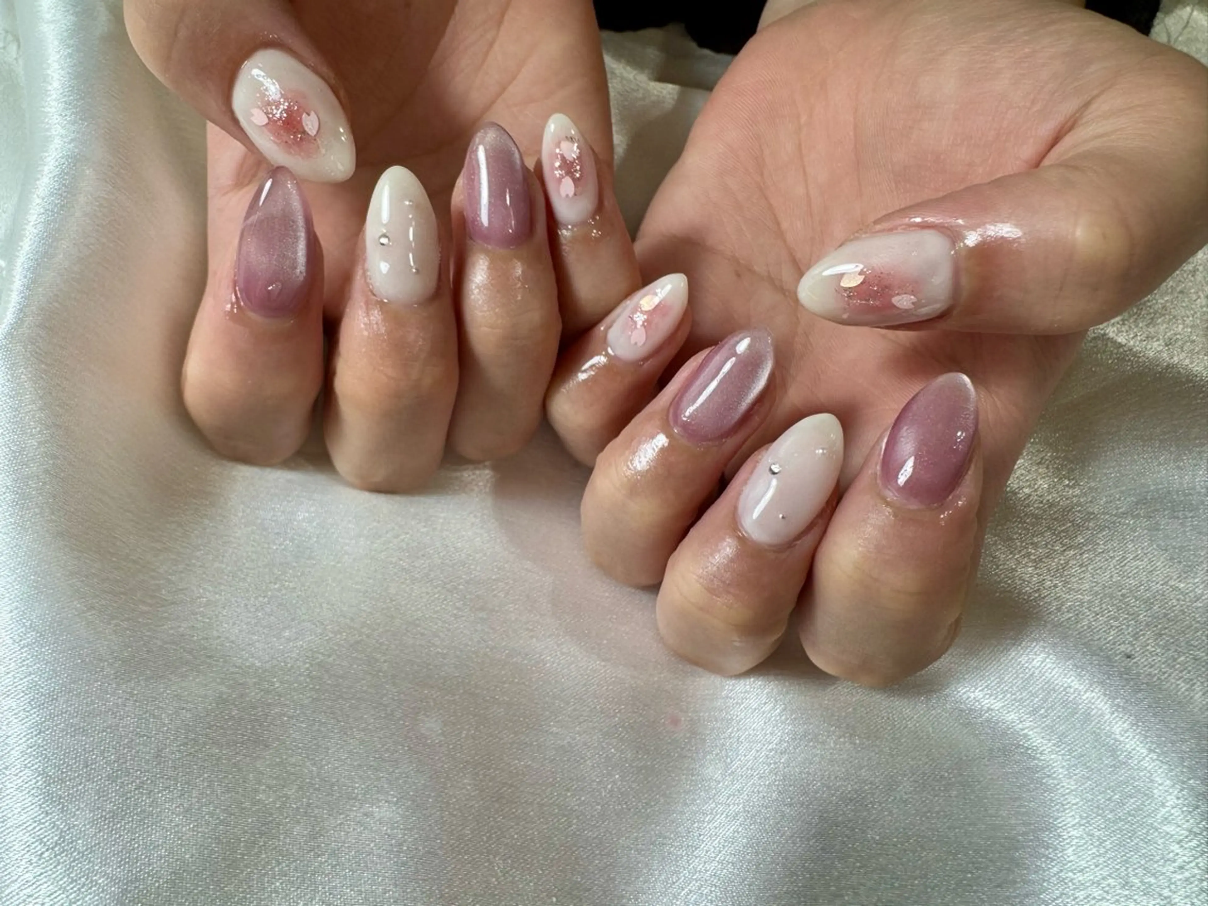 ネイル オーロラネイル 桜ネイル フラワーネイル フットネイル フレンチネイル ハンドネイル kikinail 溝の口のネイルデザイン