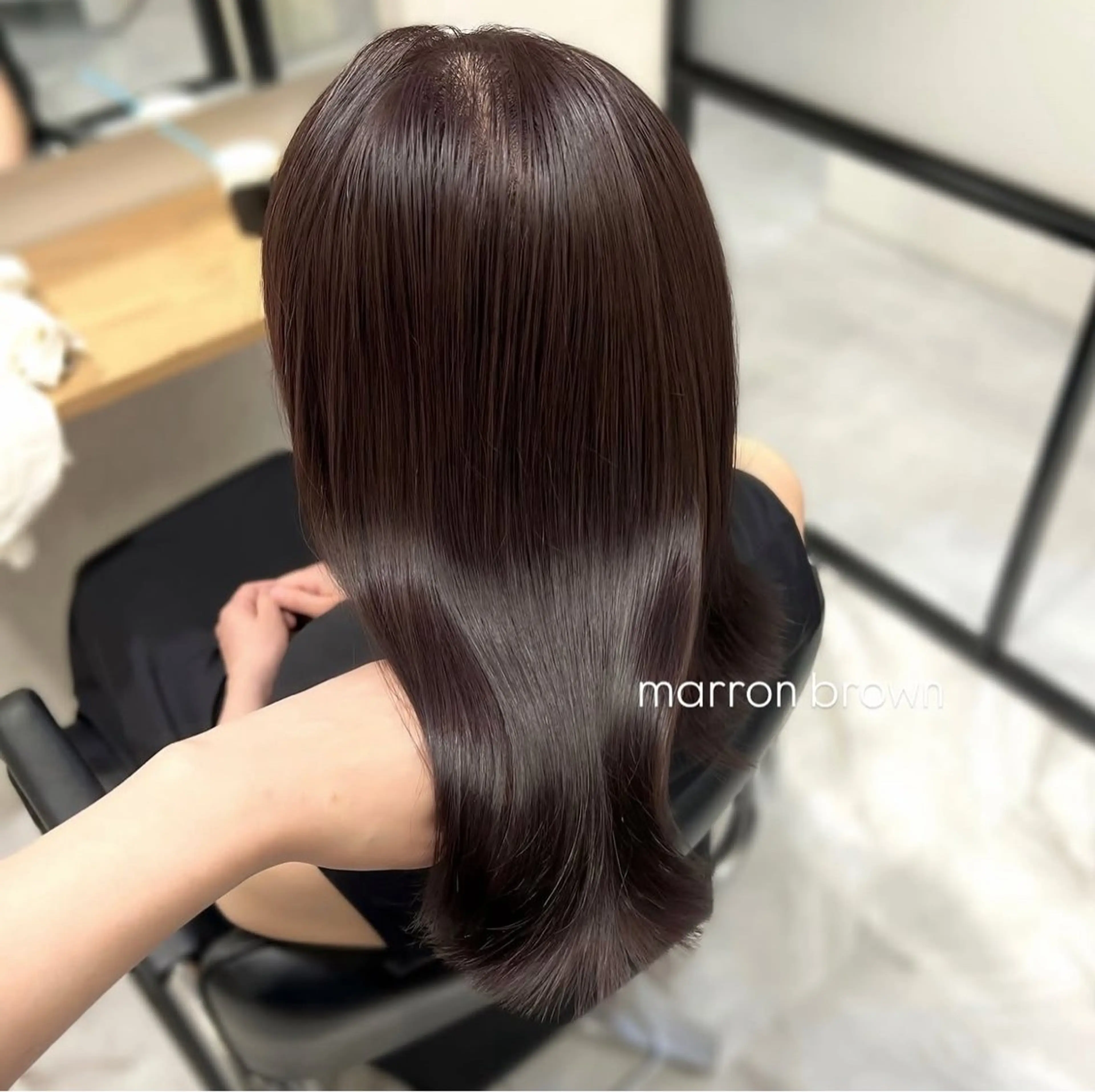 ミディアム カラー ブラウンカラー 透明感カラー マロンブラウン 髪質改善 カット ヘアカラー EMANON梅田店所属・前川 朋香のヘアスタイル