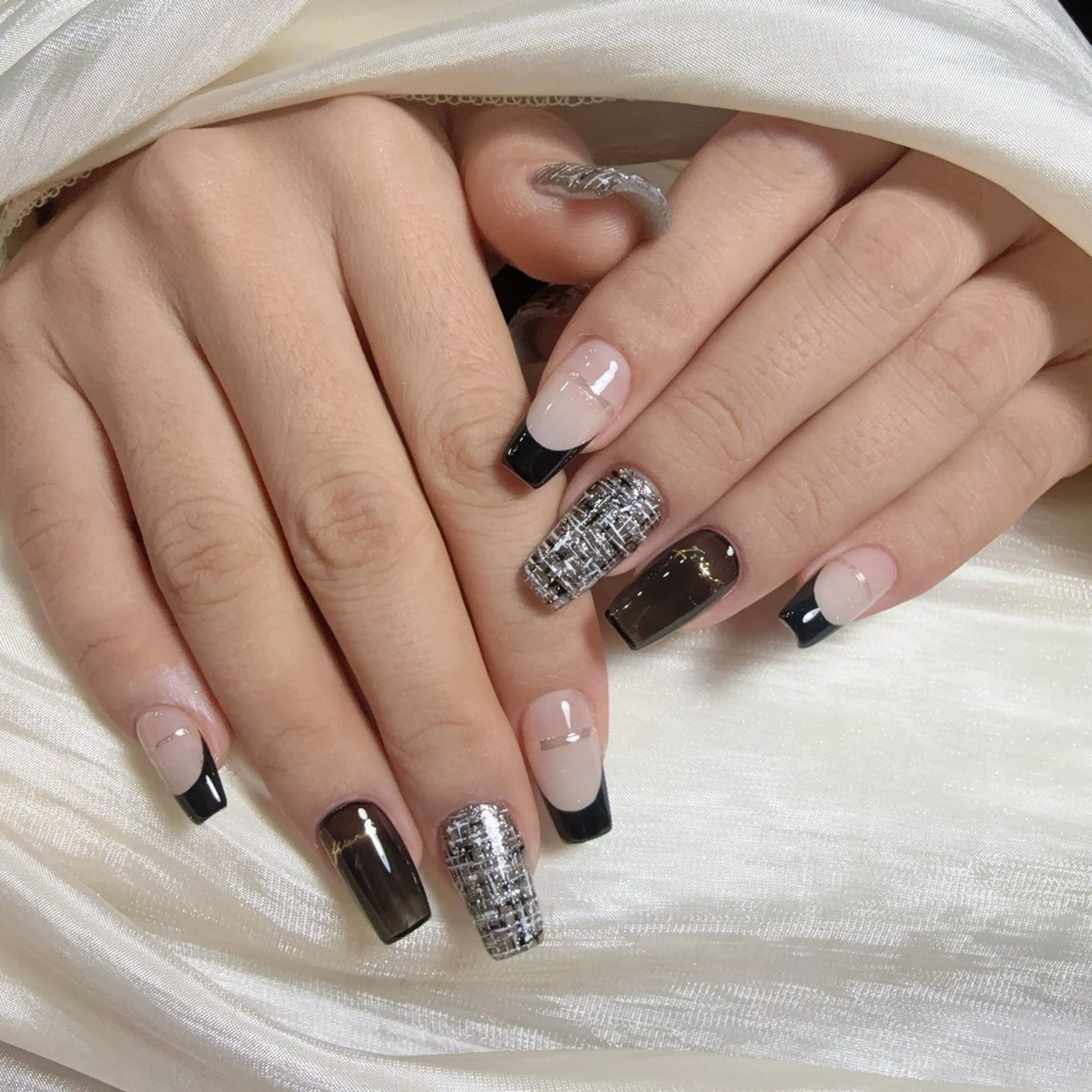 ネイル Nail Hibi サロンのネイルデザイン