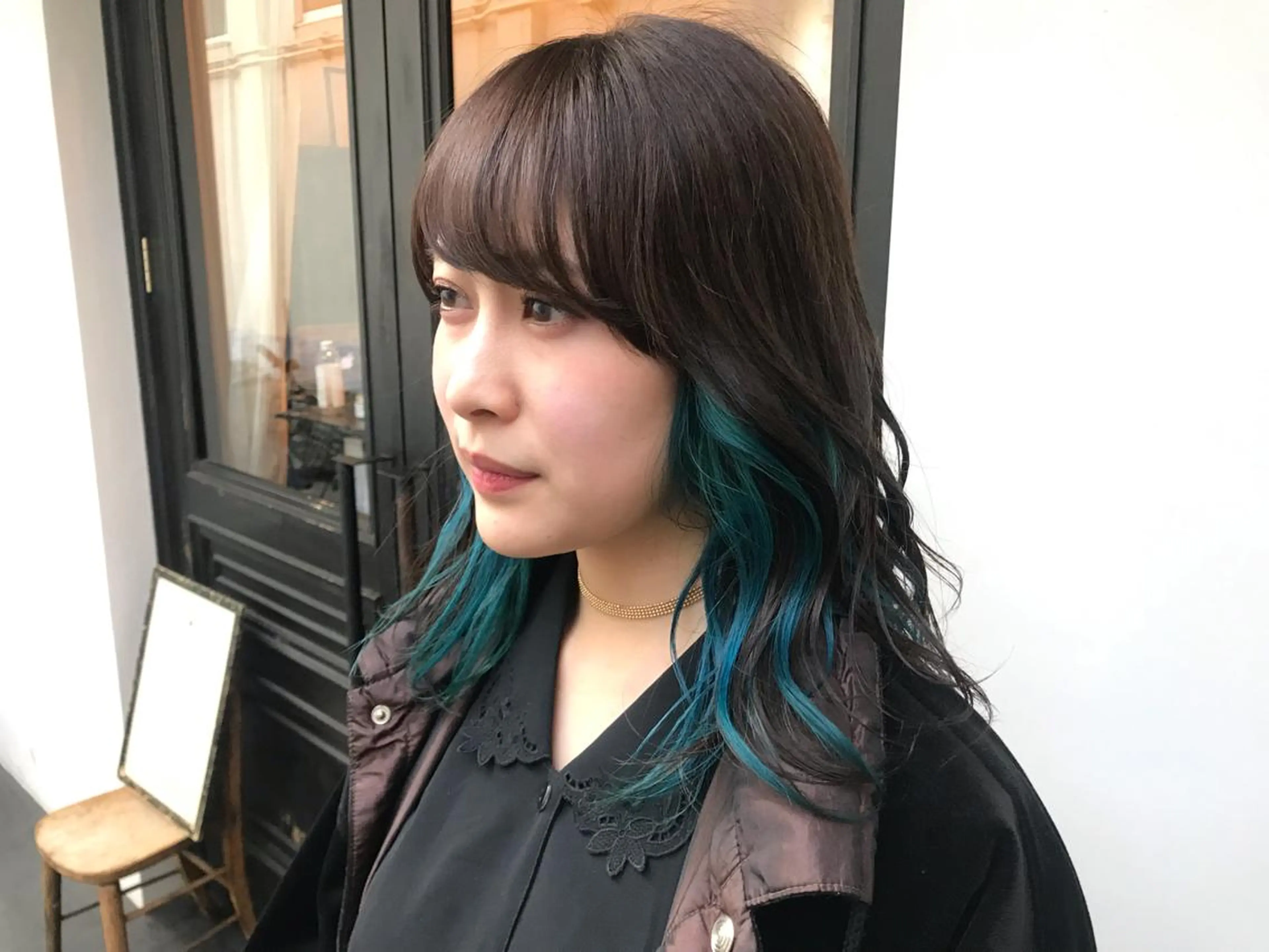 セミロング カラー tonari 梅田、中崎町のヘアスタイル