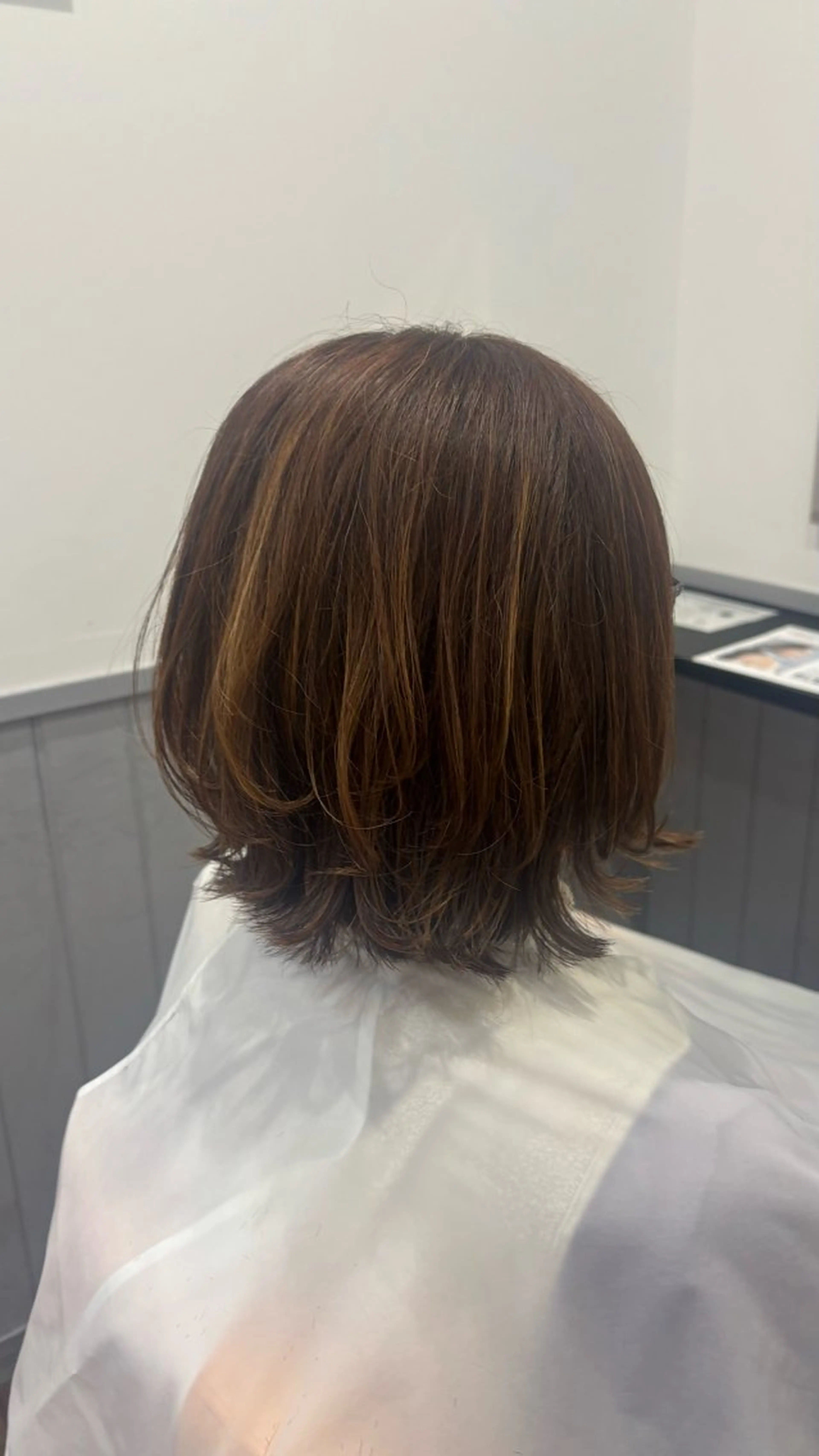 ショート ボブレイヤー ボブ レイヤーカット カット 栄/レイヤーカット/ ベージュカラー/モモのヘアスタイル