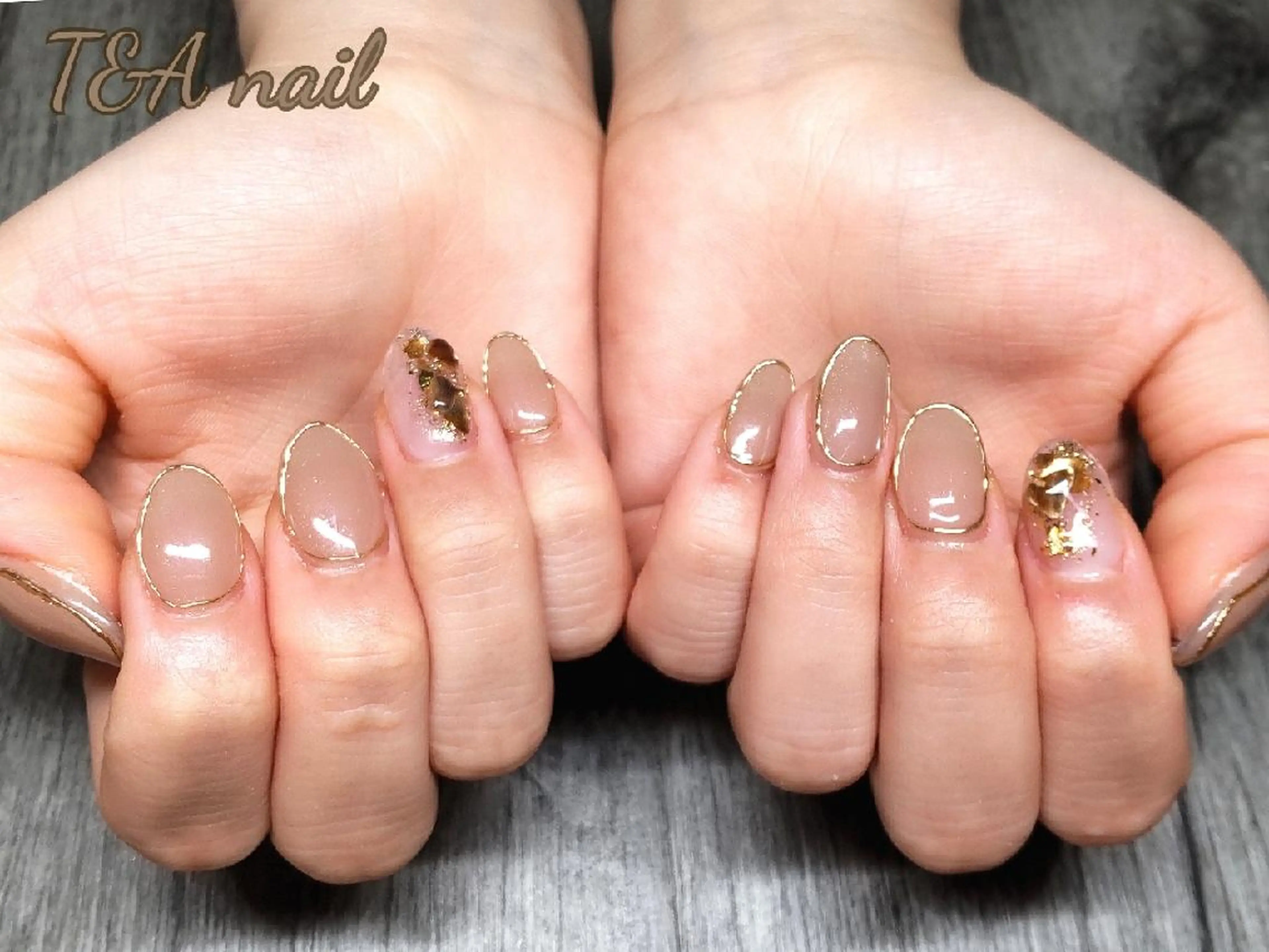 ミディアム ネイル 長さ出し ジェルネイル ニュアンスネイル スカルプネイル シンプルネイル ハンドネイル T&A nailのネイルデザイン