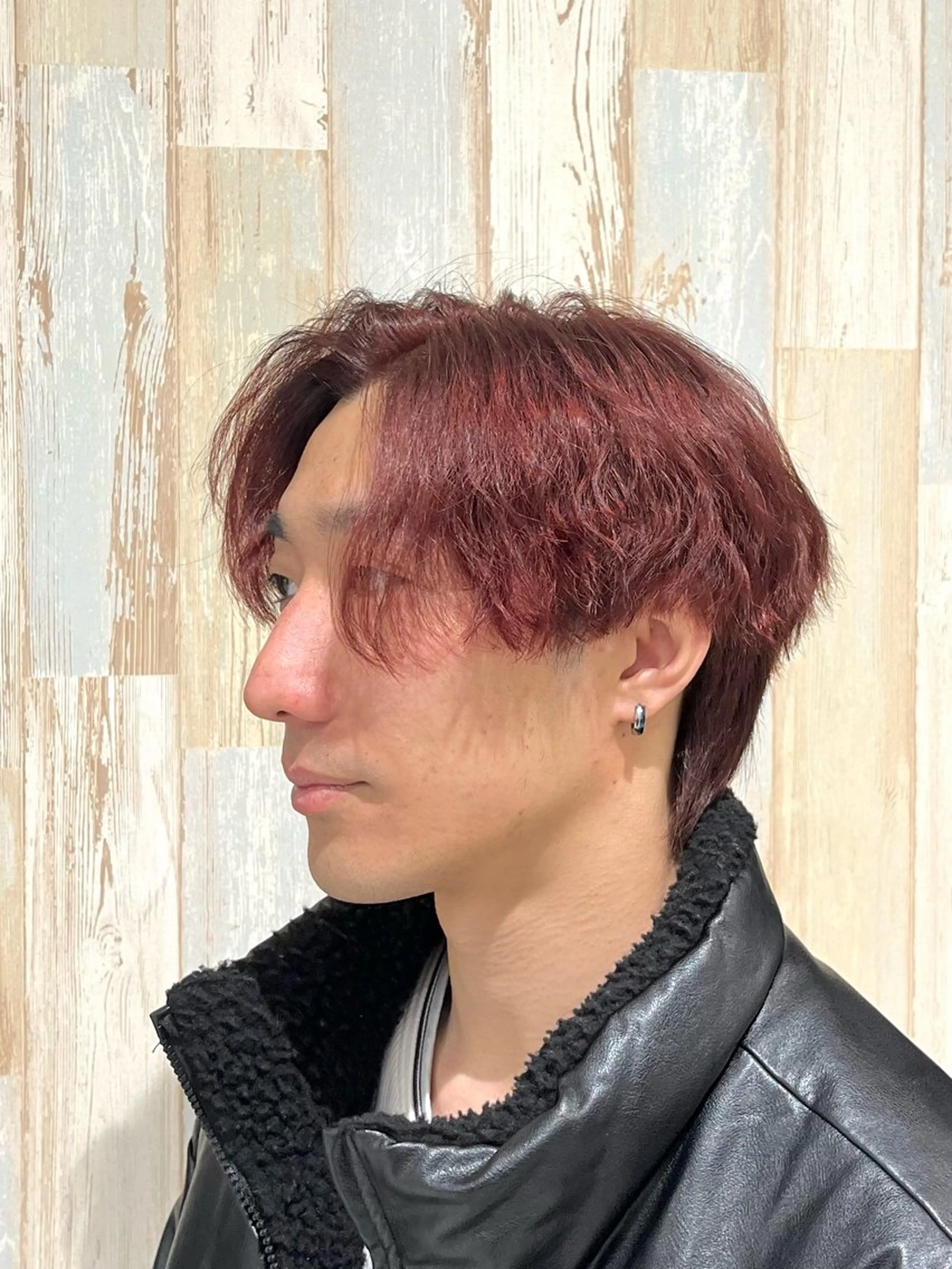 カラー メンズ メンズブリーチ ブリーチ レッドカラー カット ヘアカラー トリートメント 駒野 晃のヘアスタイル