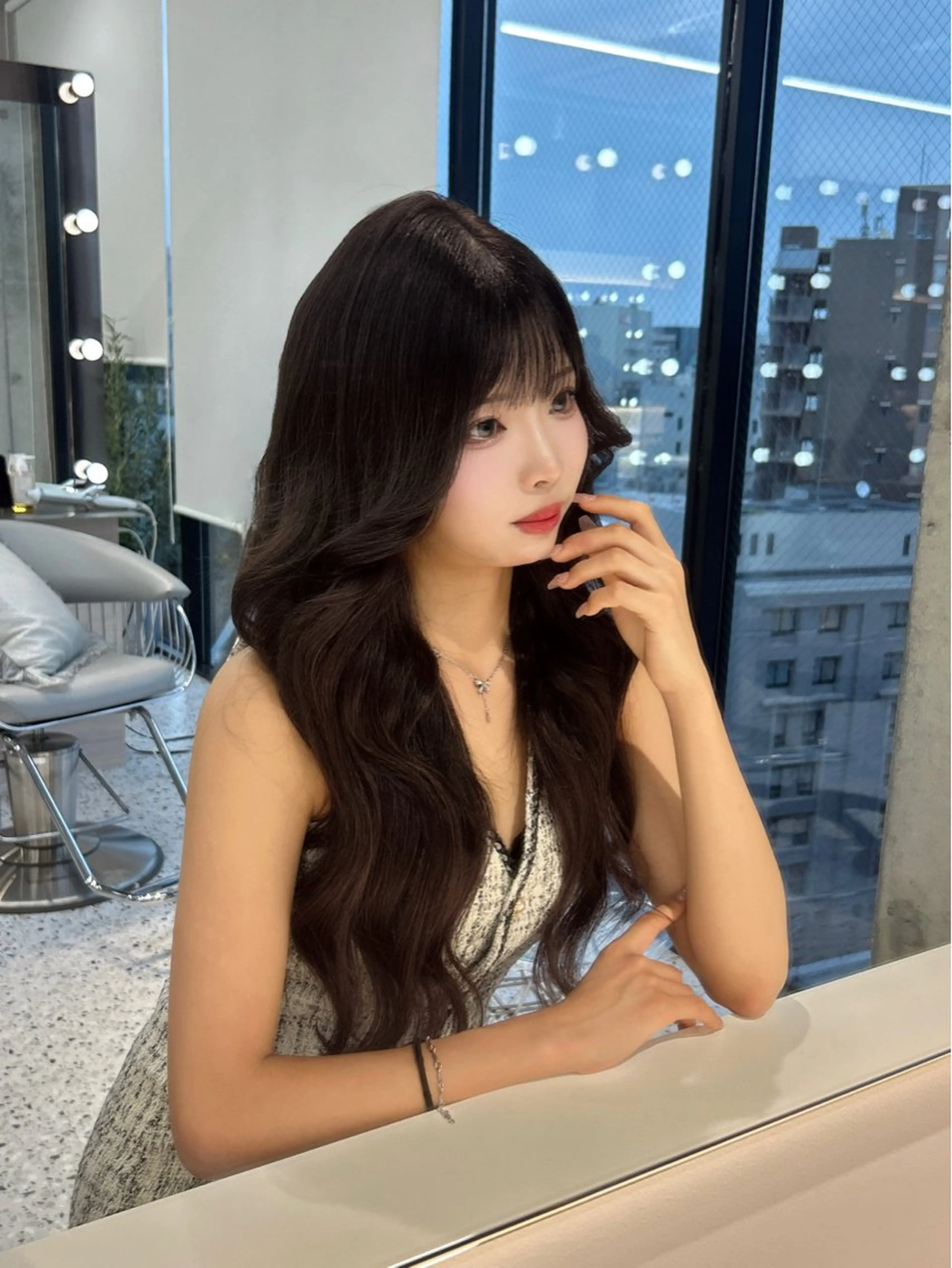 ロング くびれヘア 韓国風ヘア ヘアカラー 🎀透明感カラー shizuka🎀のヘアスタイル