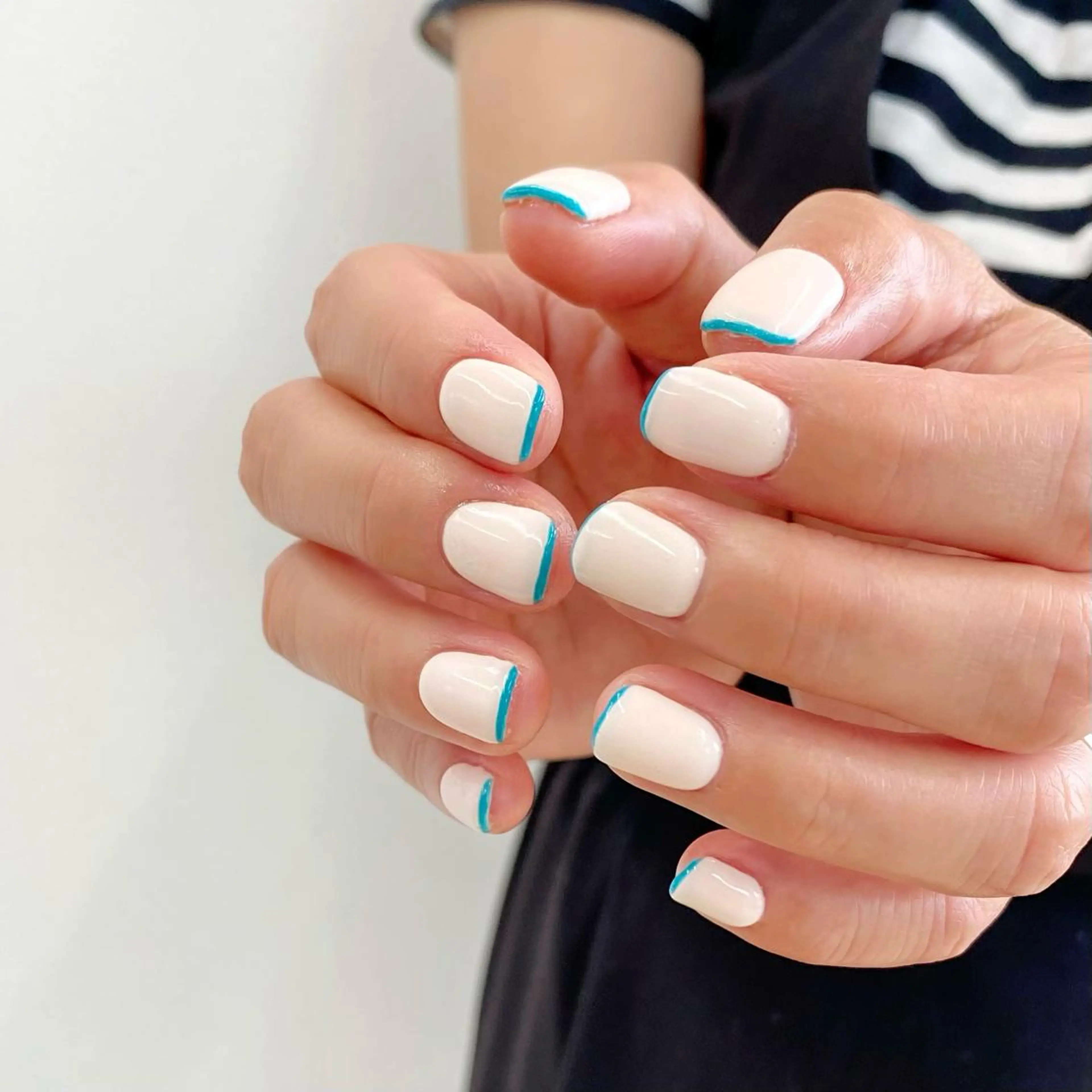 ネイル フレンチネイル 芹澤 沙椰花のマツエク・マツパデザイン