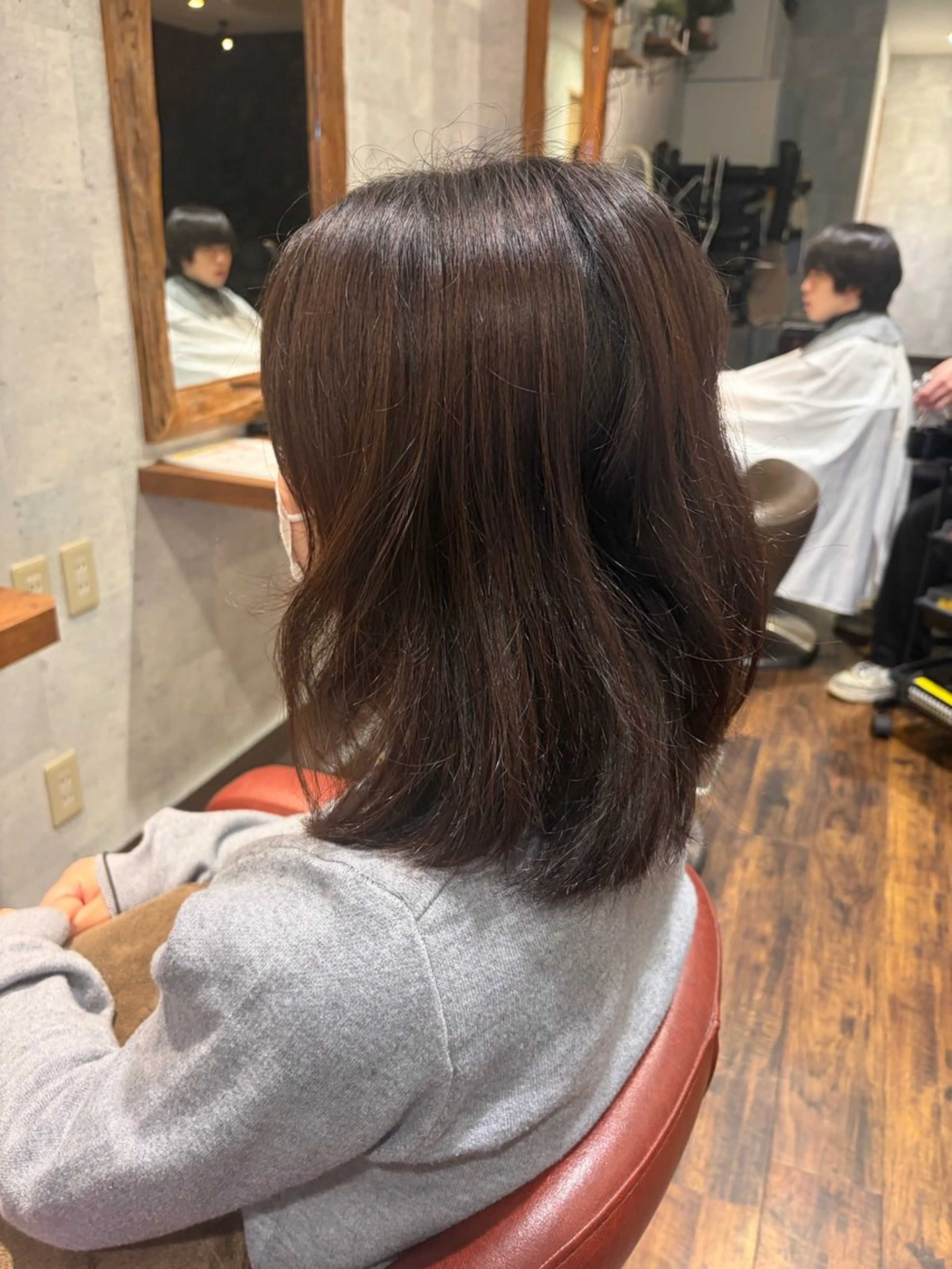 ミディアム 縮毛矯正 カット 縮毛矯正 ✨矯正口コミ4.9✨ 歴21年代表ヨシアキのヘアスタイル