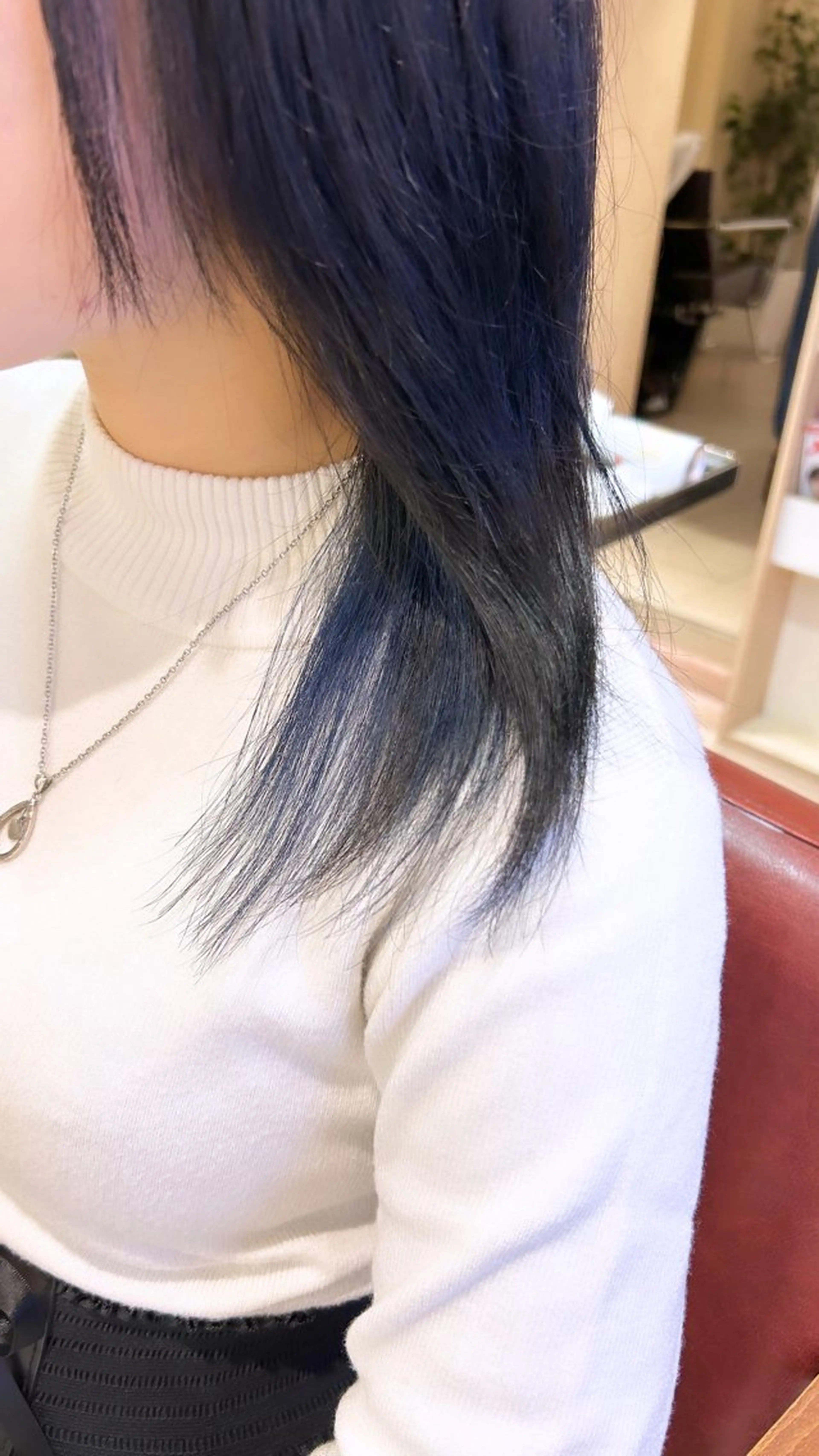 【💞チラ見せ可愛い💞】インナーカラー+全体ワンカラー+ブローの写真