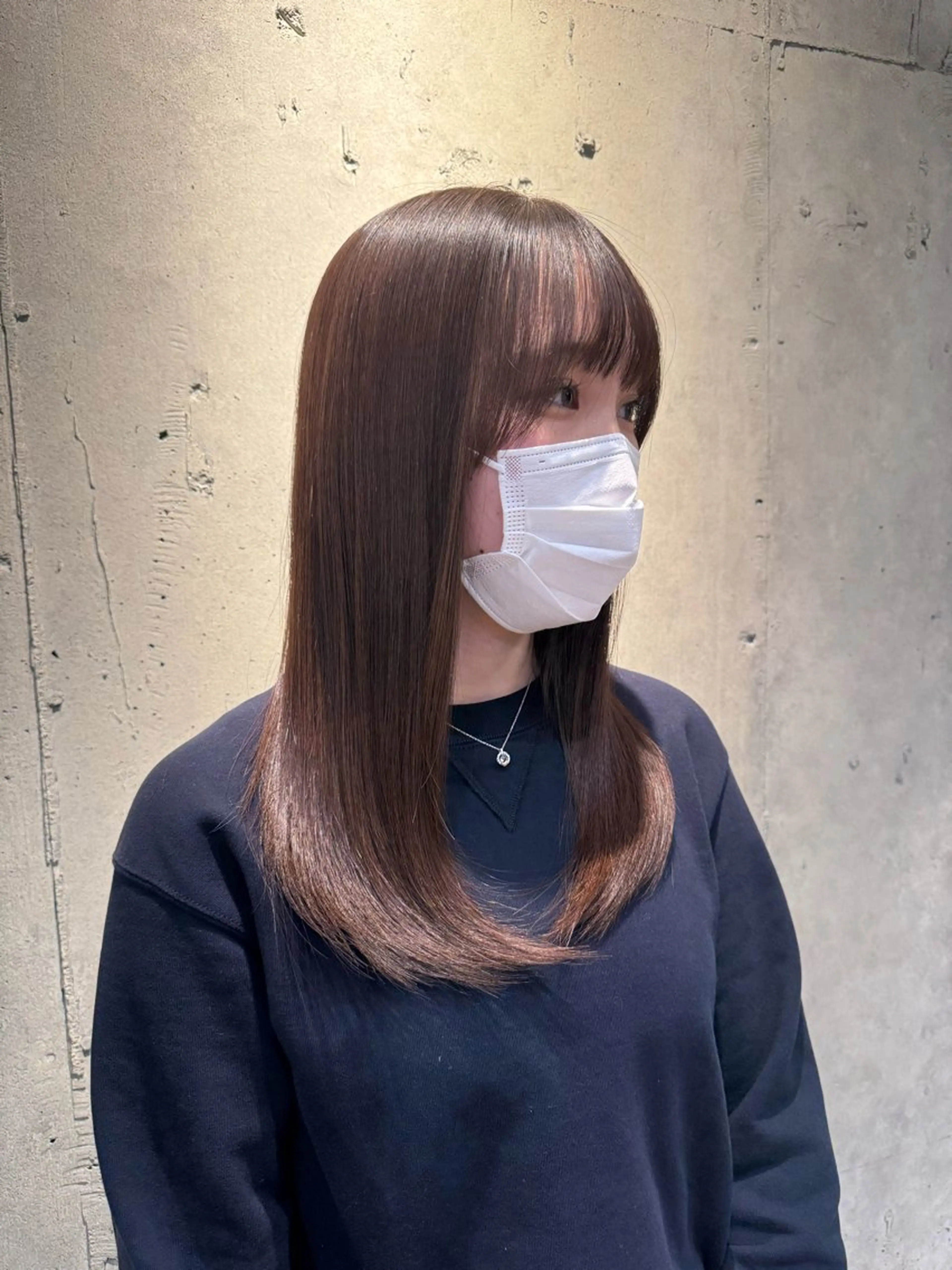 セミロング ブリーチ/透明感 カラー🖤🪽みさきのヘアスタイル