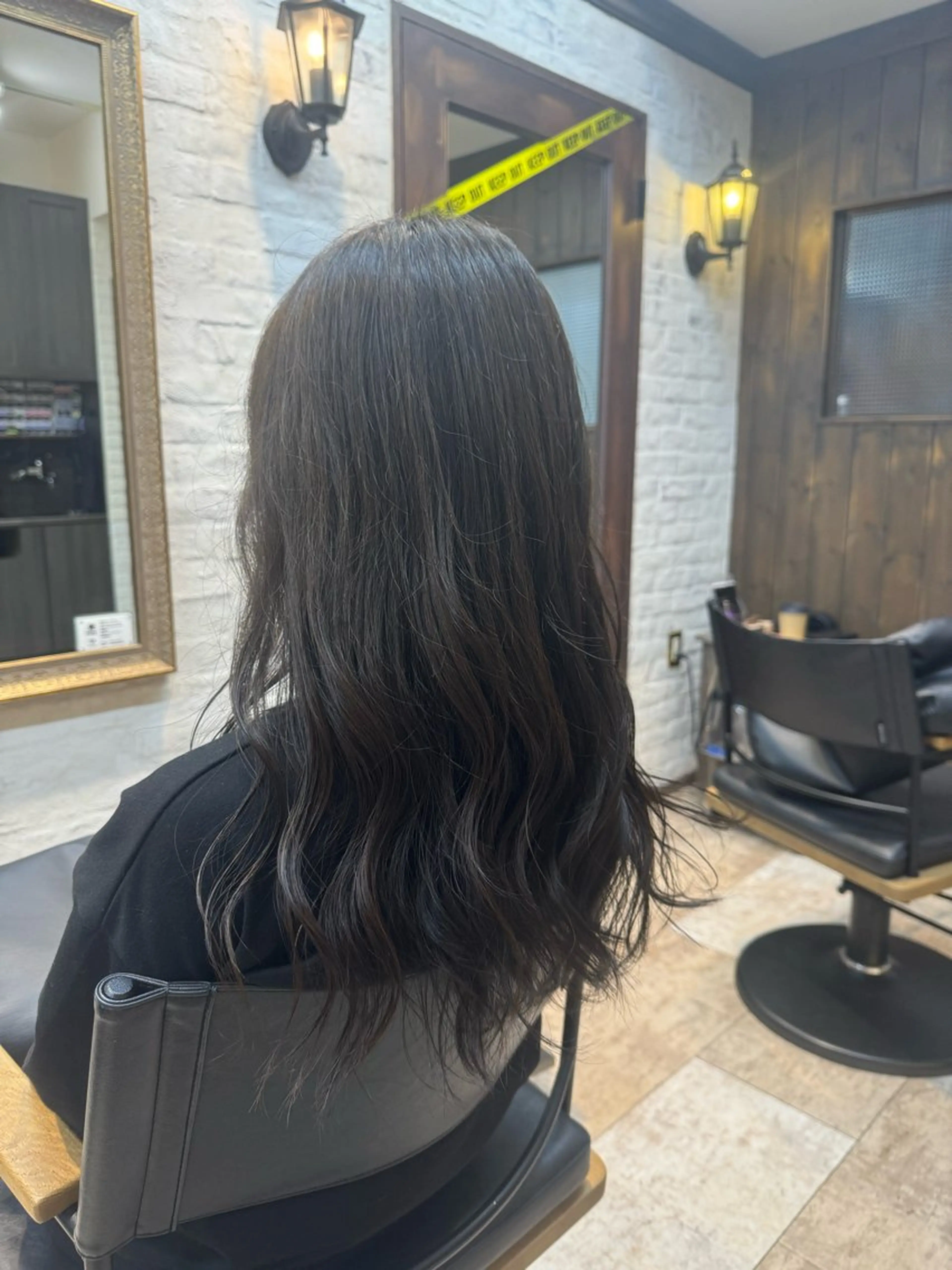 ロング 西出 茉燦のヘアスタイル