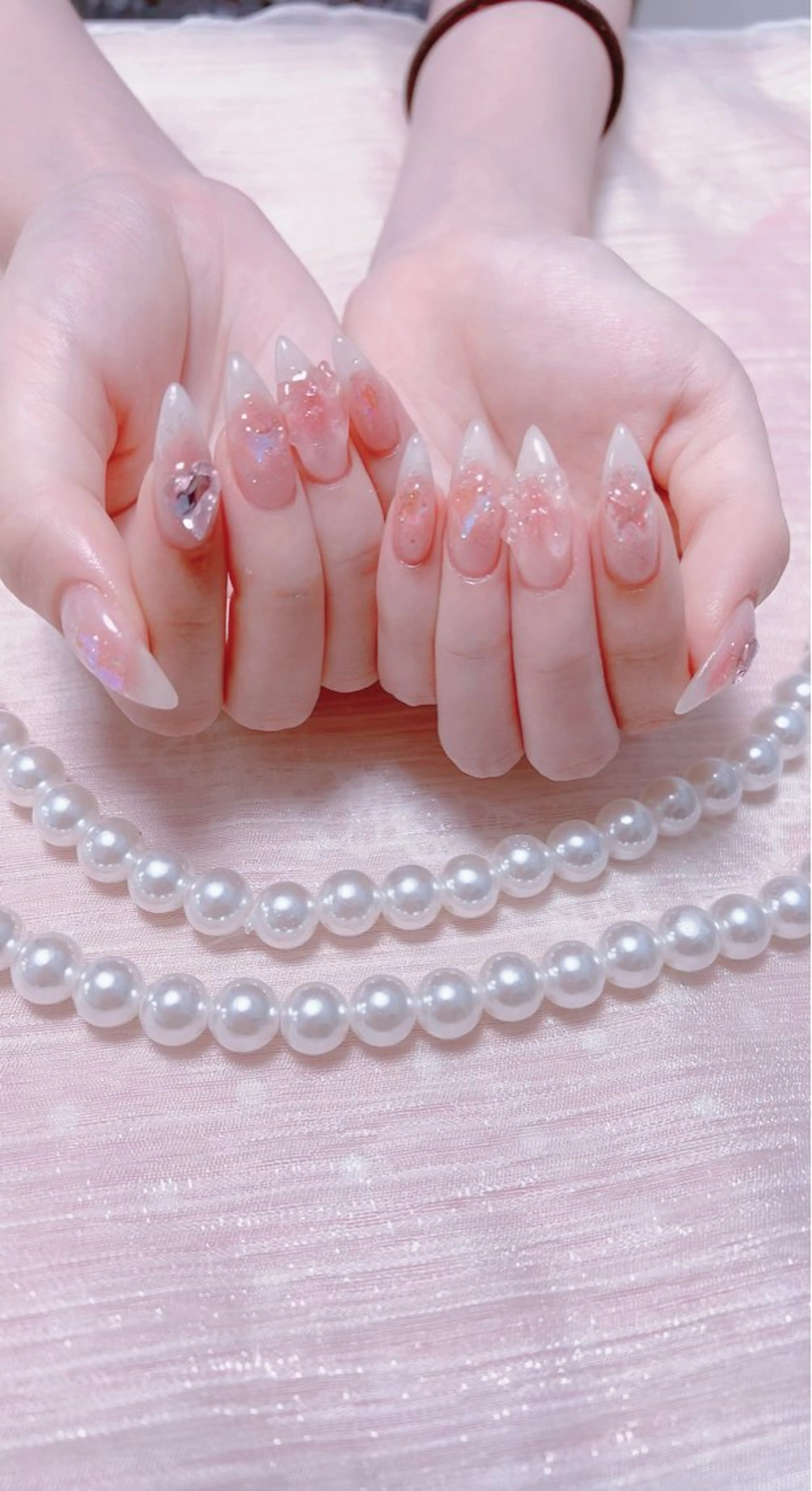 ネイル はぴねす所属・横浜 美夢のネイルデザイン