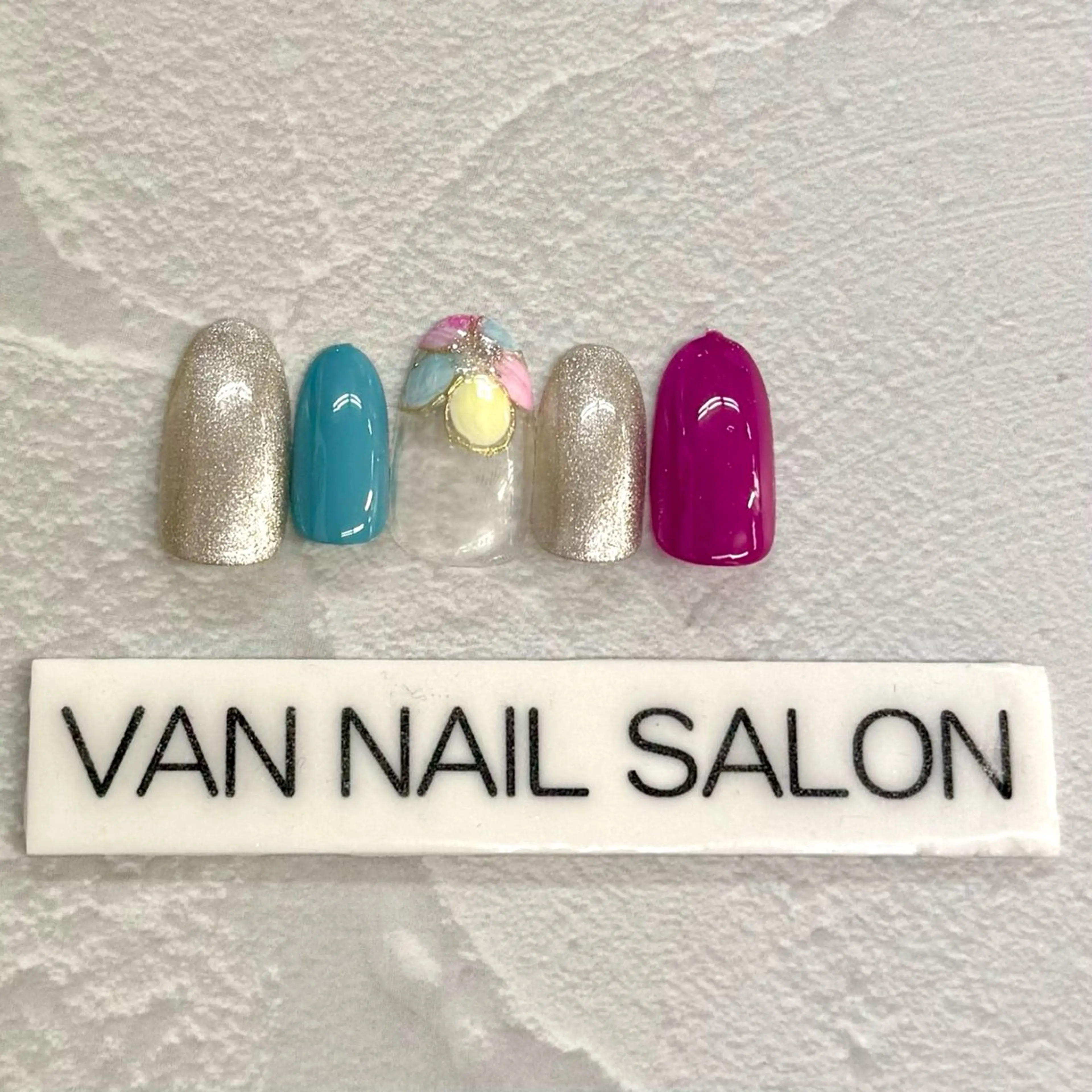ネイル Van Nail Salonのネイルデザイン