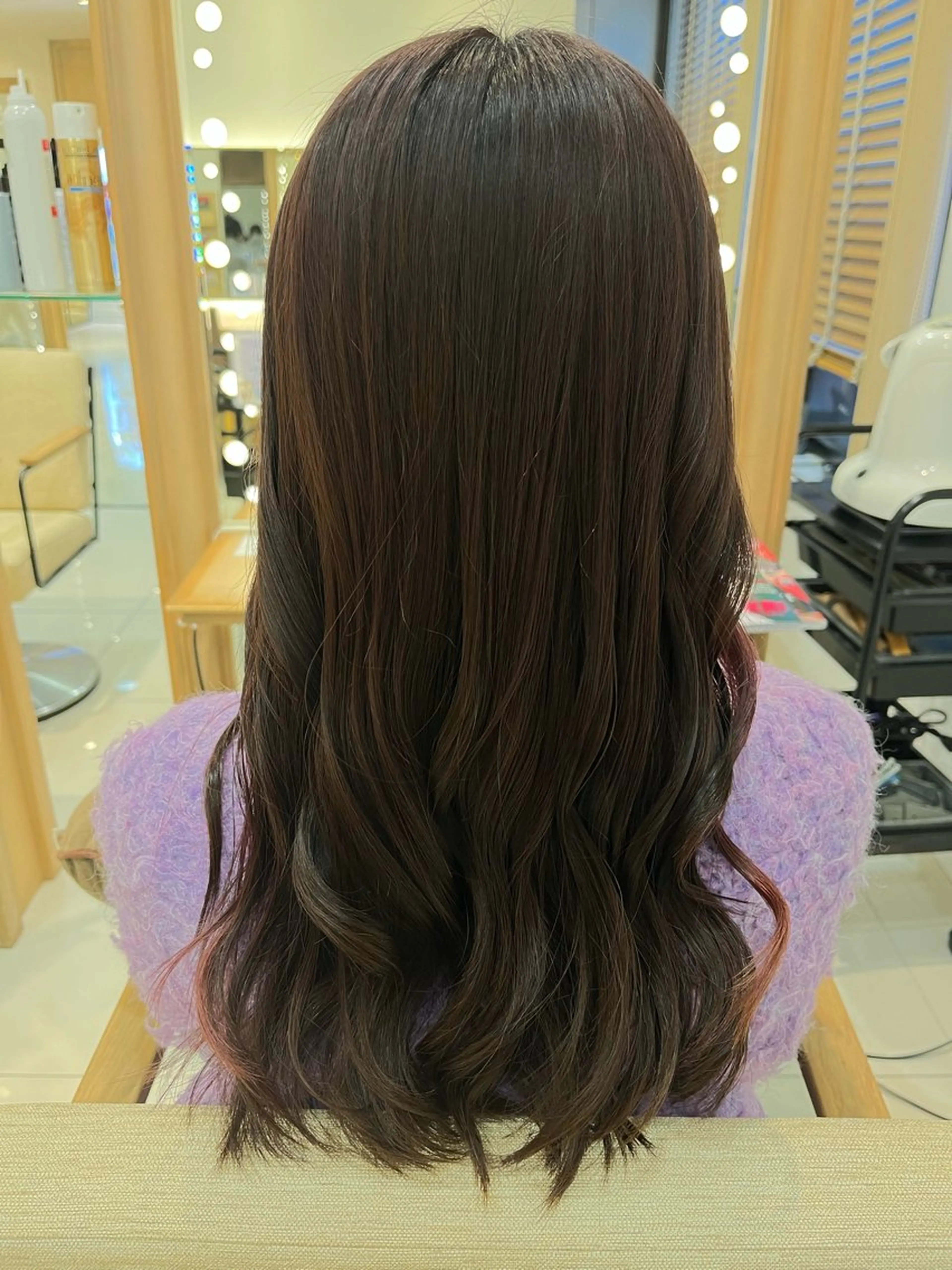 ロング カラー イヤリングカラー ピンクカラー なつな/ 透明感カラーのヘアスタイル