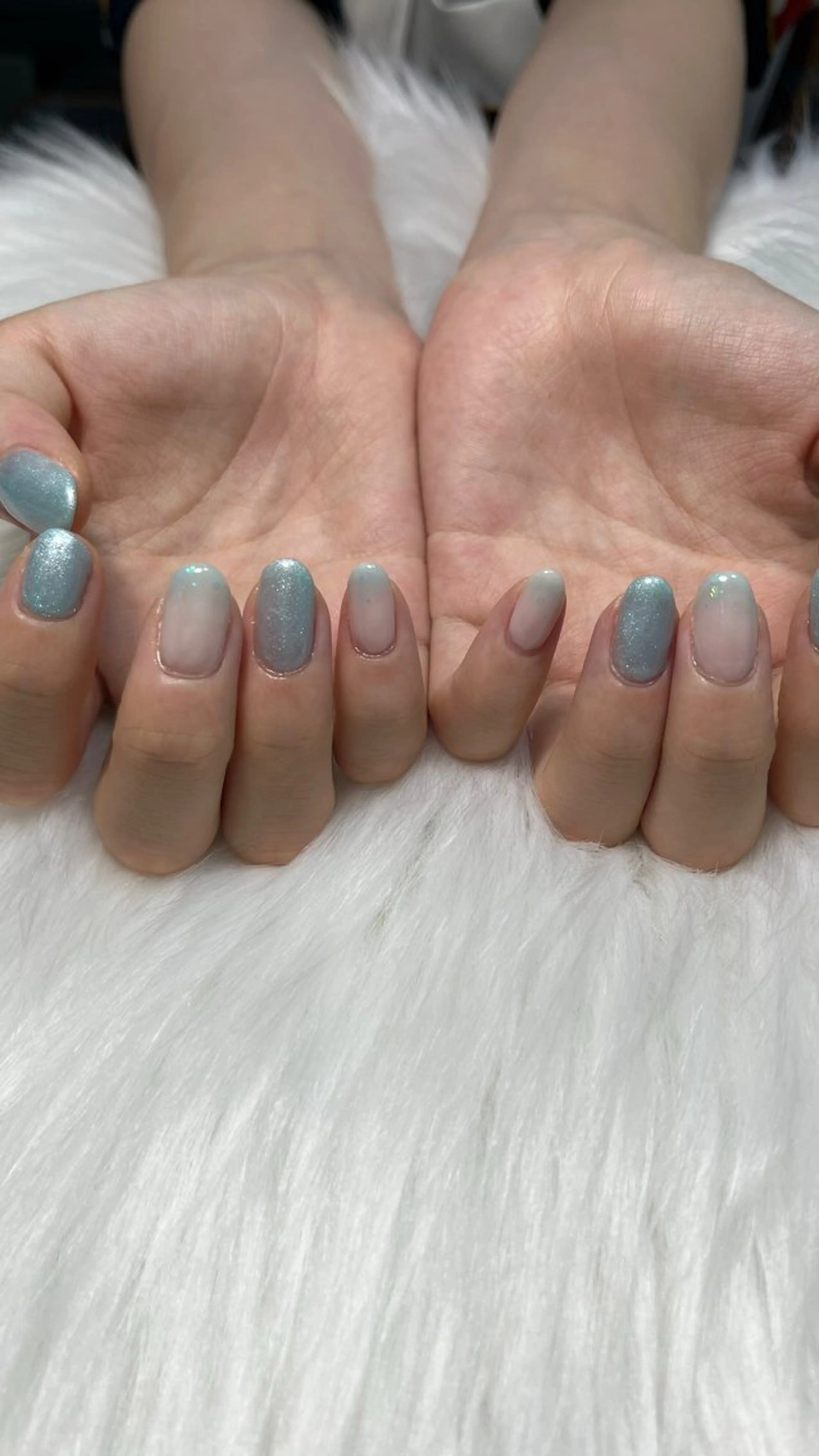 ネイル ブルー グラデーション ラメ(グリッター) ハンドネイル Nail salon Hanakoのネイルデザイン