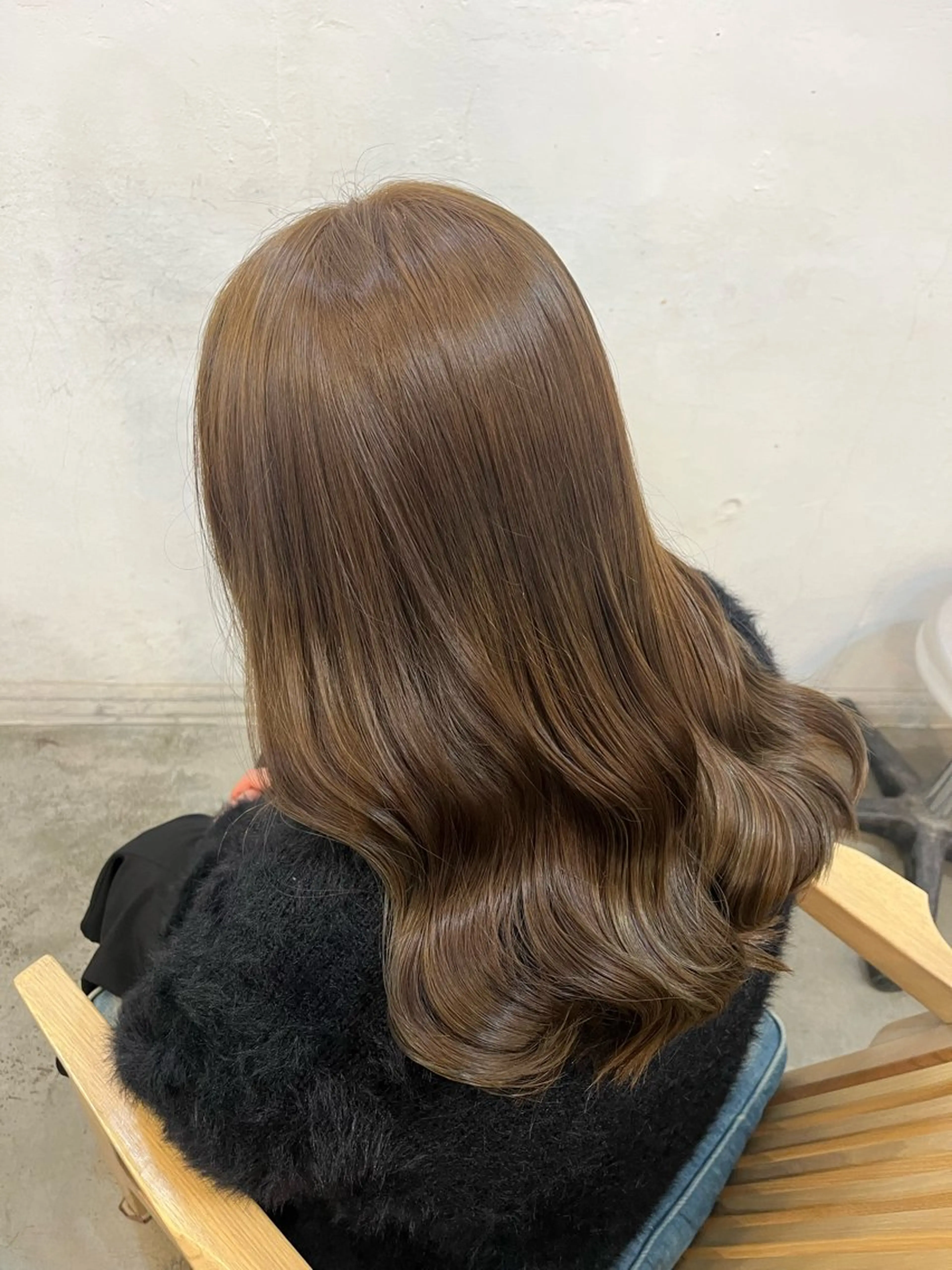 セミロング カラー ヘアアレンジ hazuki🐈‍⬛ 透明感カラーのヘアスタイル