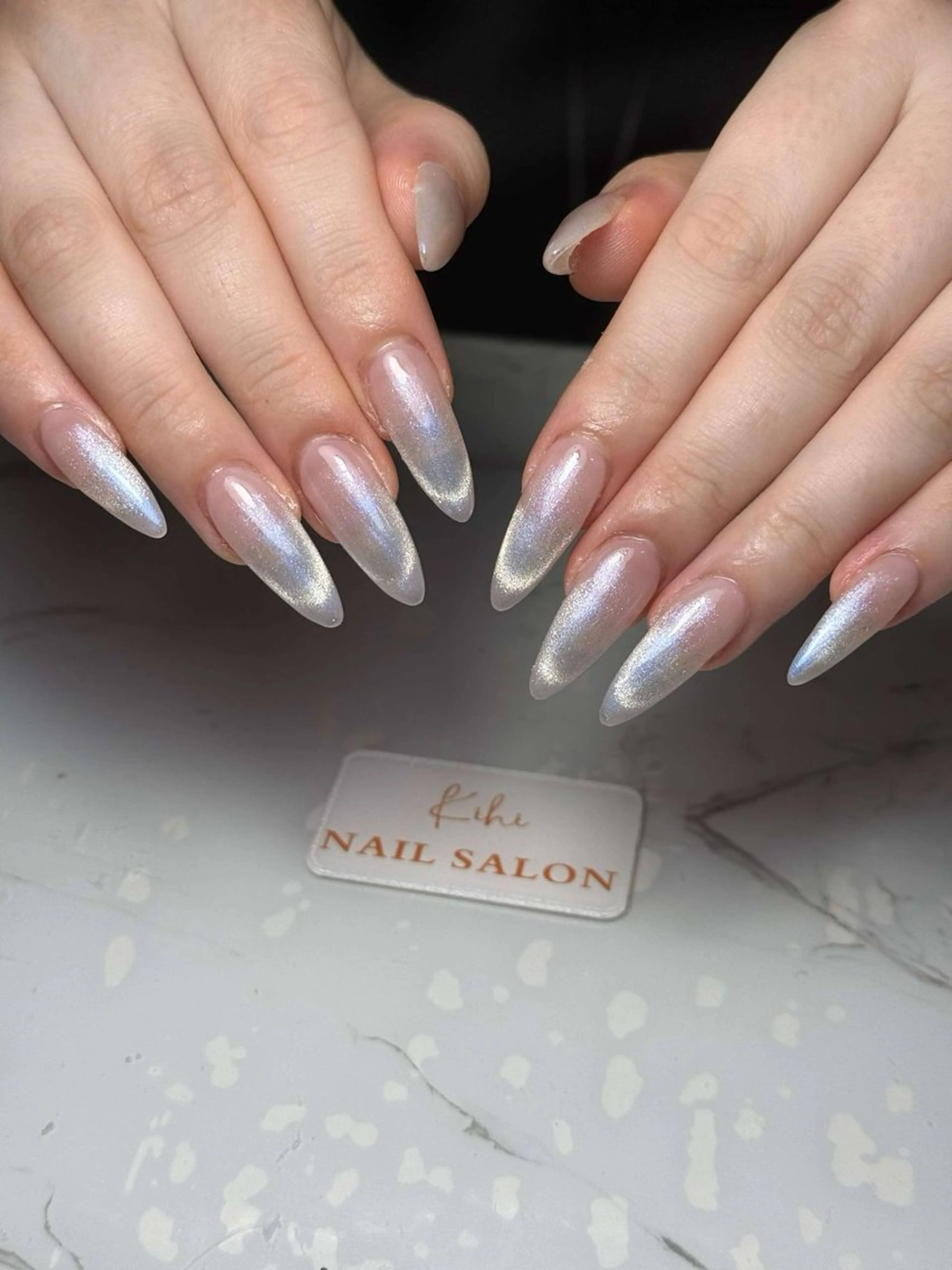 ネイル アートネイル フレンチネイル ジェルネイル グラデーション 韓国ネイル ハンドネイル さくら💮💮 【オフ無料】のネイルデザイン