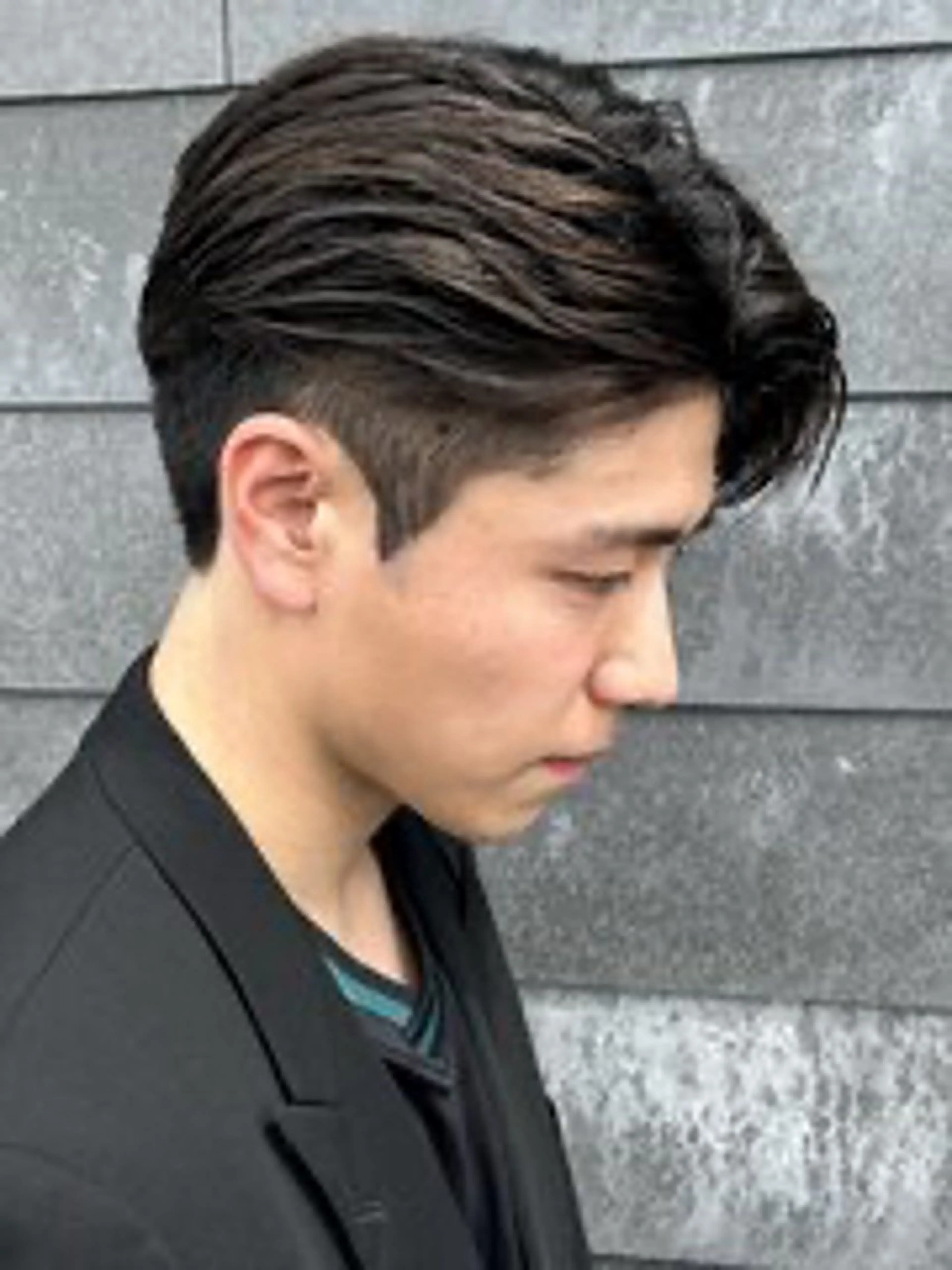 メンズ センターパート カット 内山 翔太のヘアスタイル