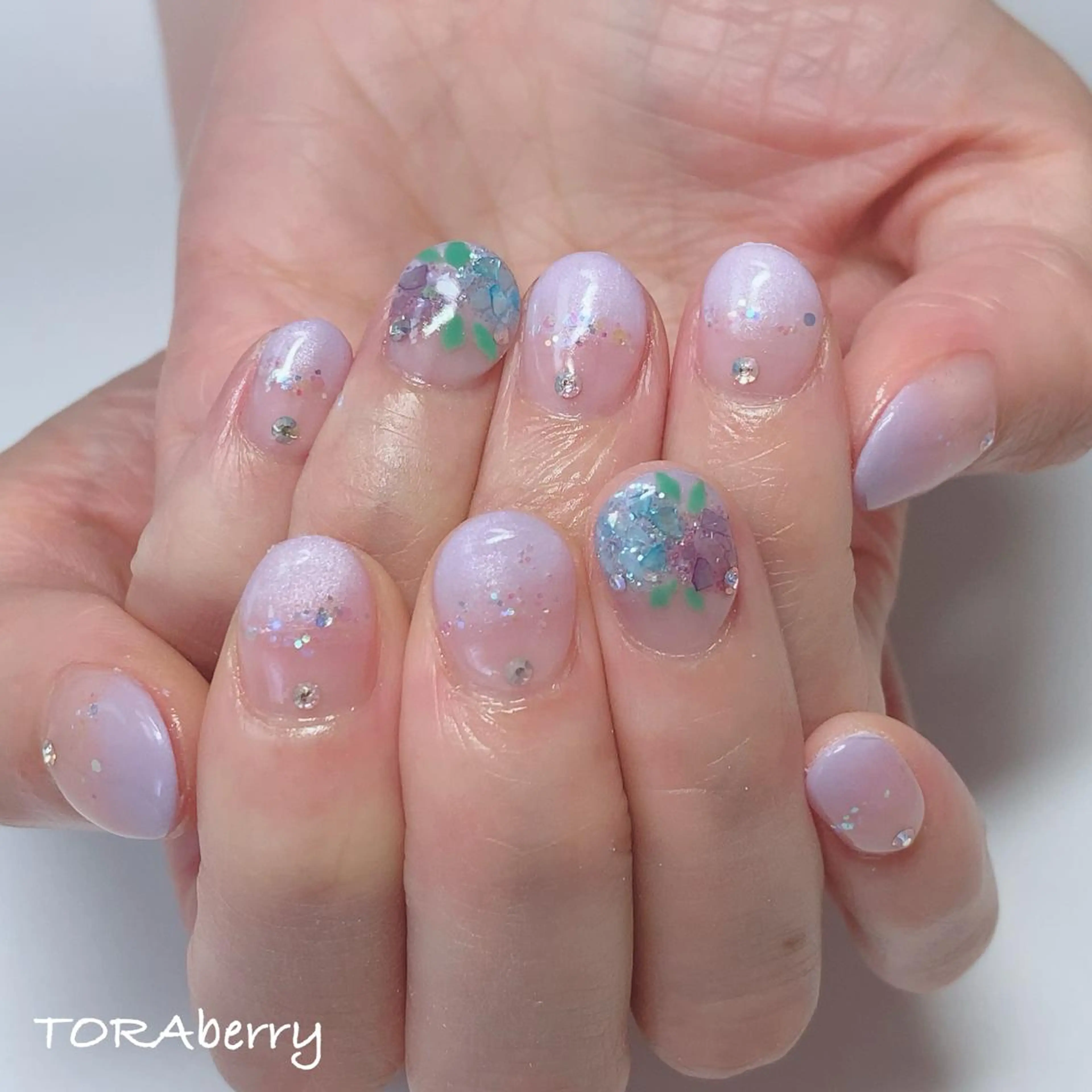 ネイル ハンドネイル ネイリスト なつみのネイルデザイン