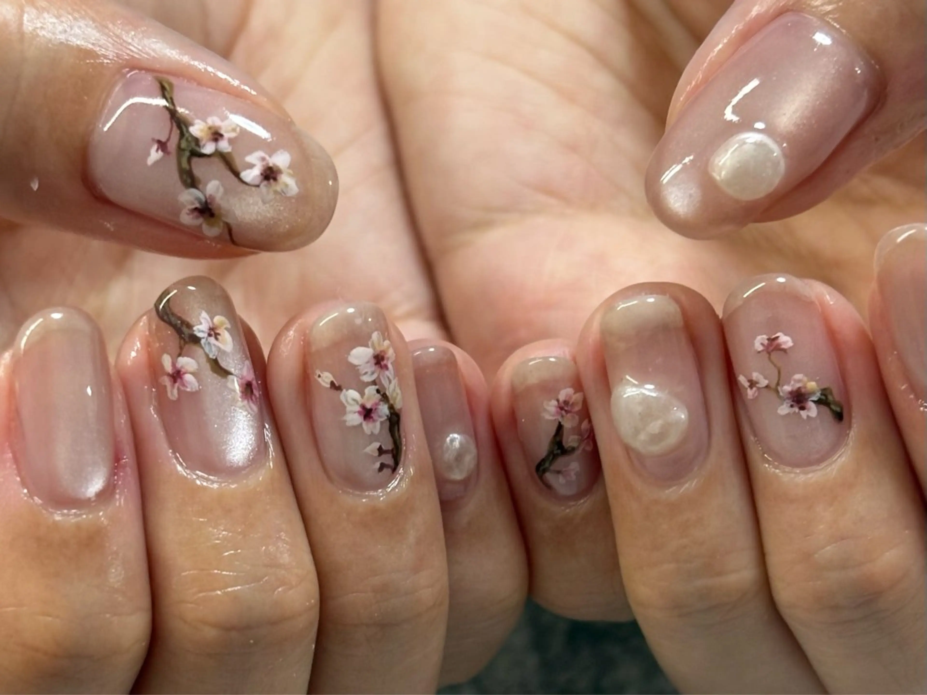 ネイル ハンドネイル FIORITURA Maikoのネイルデザイン