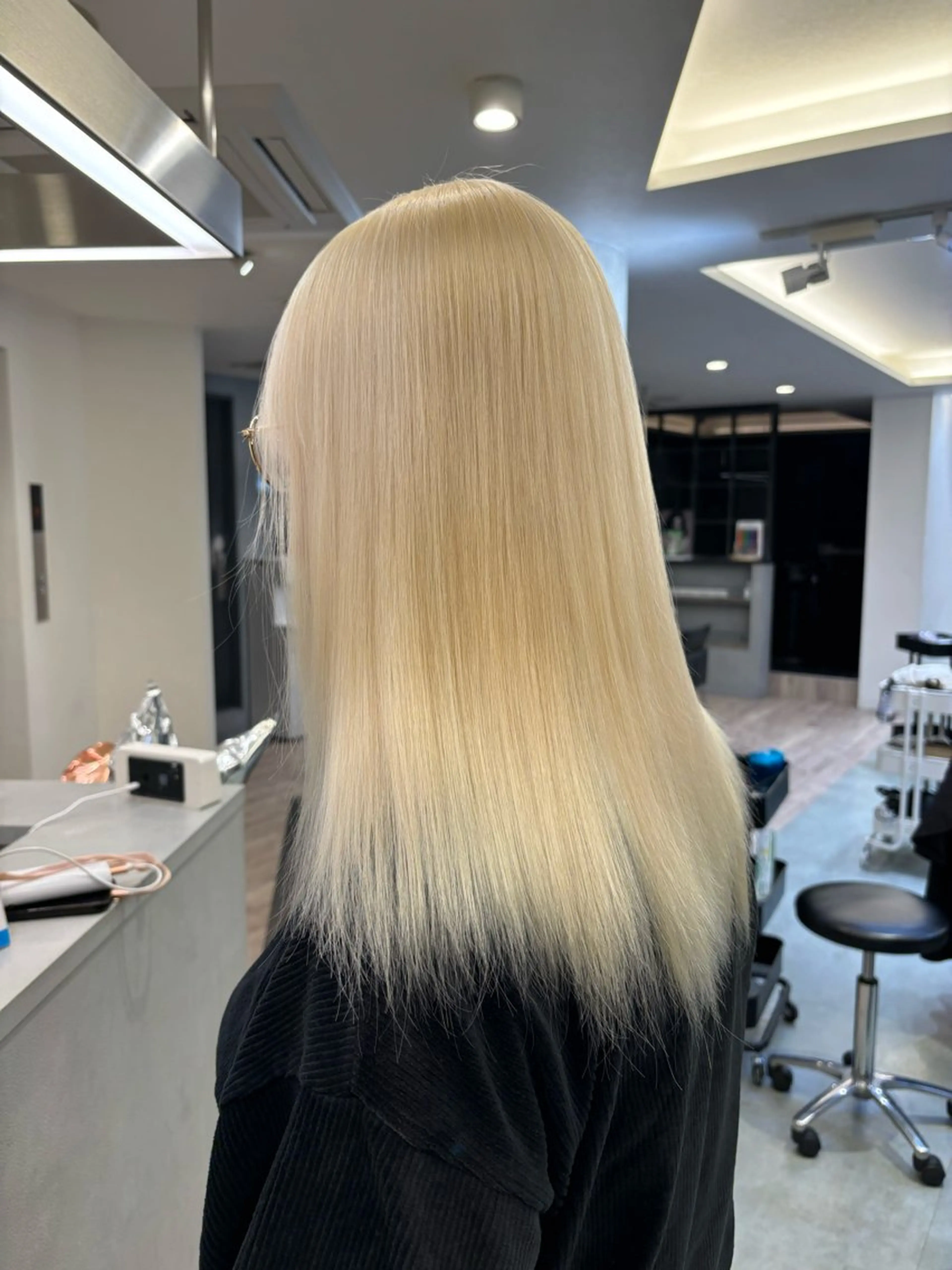 ロング ヘアカラー 韓国ハイトーンカラー kana♡のヘアスタイル