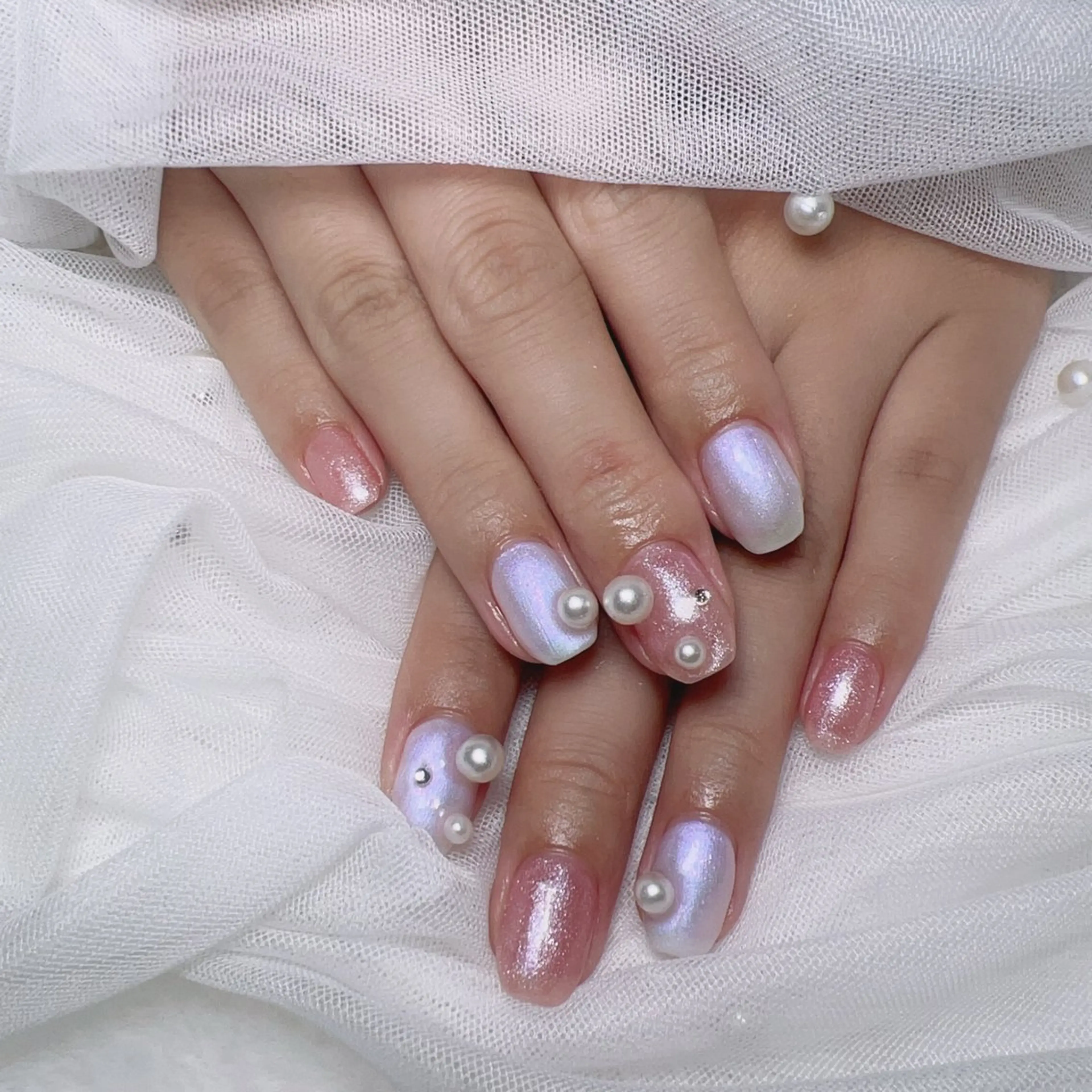 ネイル アートネイル フラッシュネイル フレンチネイル ジェルネイル ガラスフレンチ share. yurieのネイルデザイン