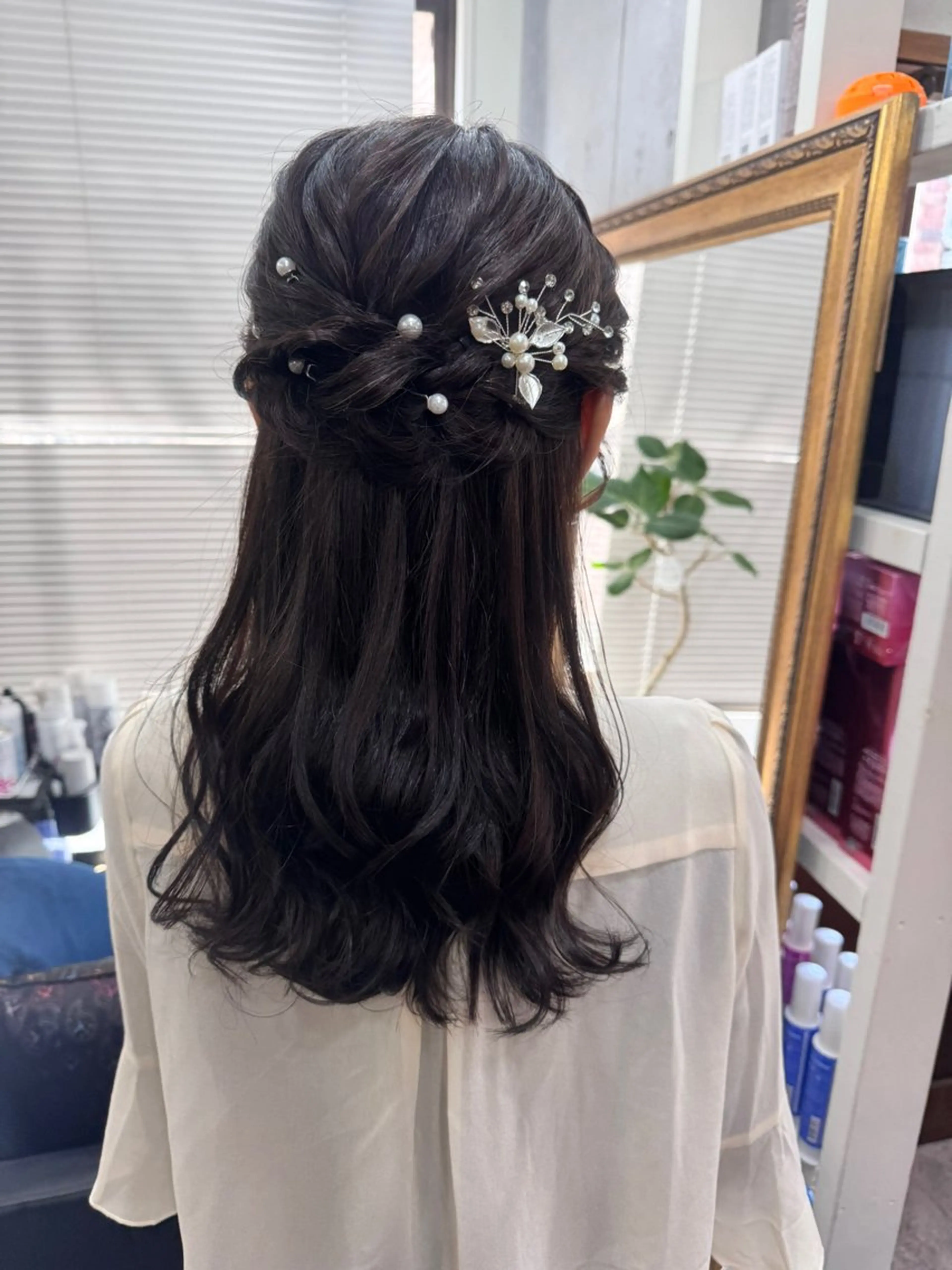 ロング ヘアアレンジ ヘアセット 石井 綺乃のヘアスタイル